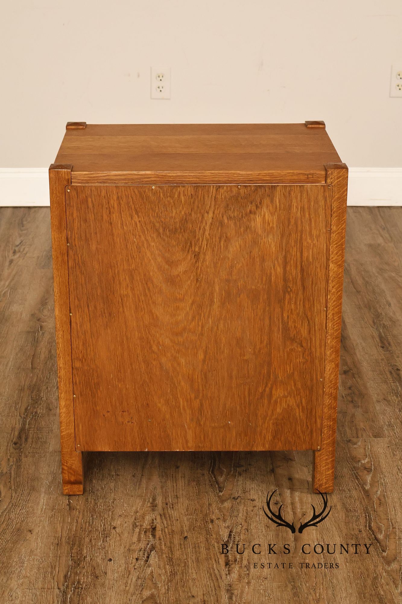 Stickley Mission Collection Pair Of Oak Three Drawer Nightstands