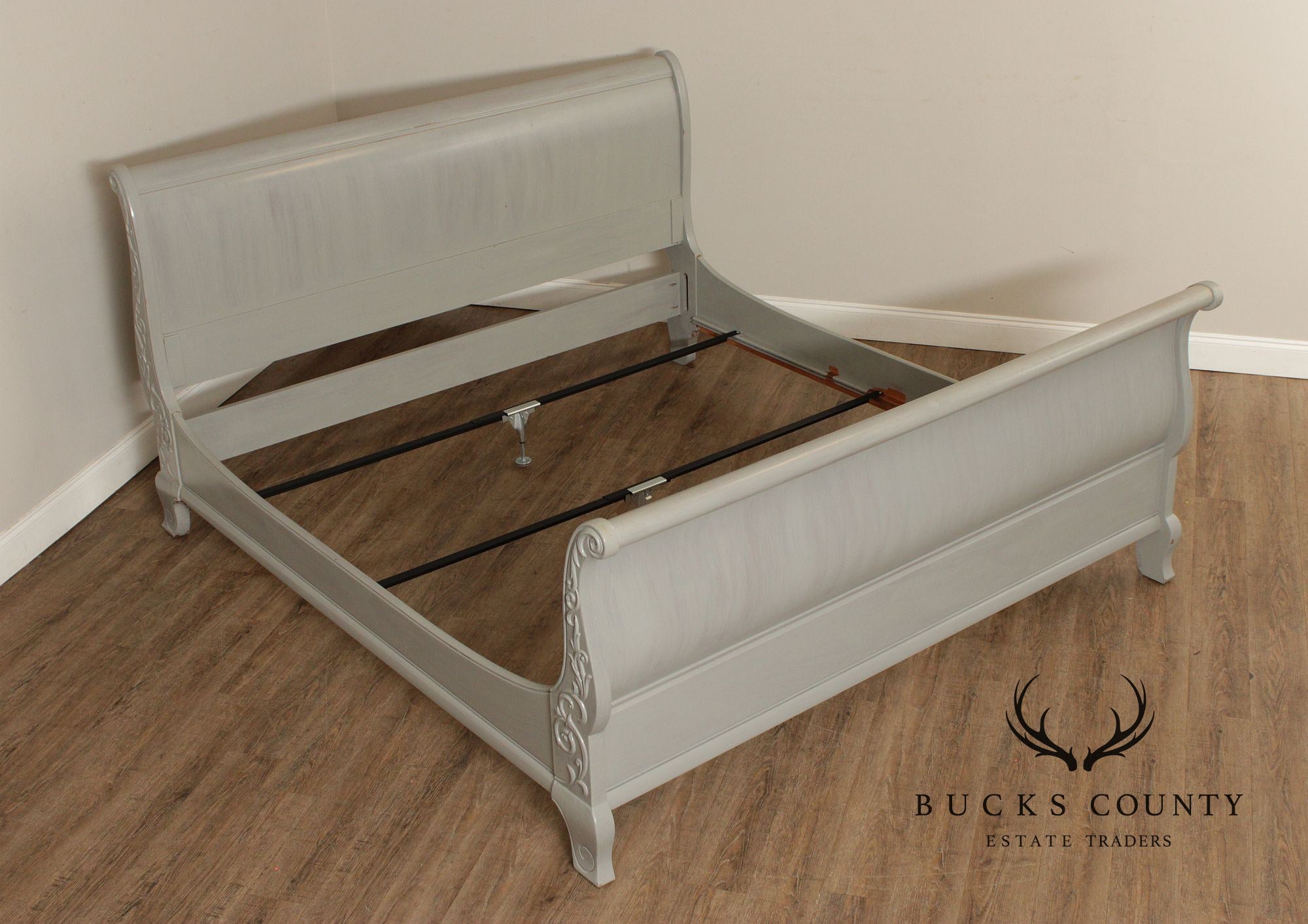 Ethan Allen Vintage Painted Legacy Collection King Sleigh Bed