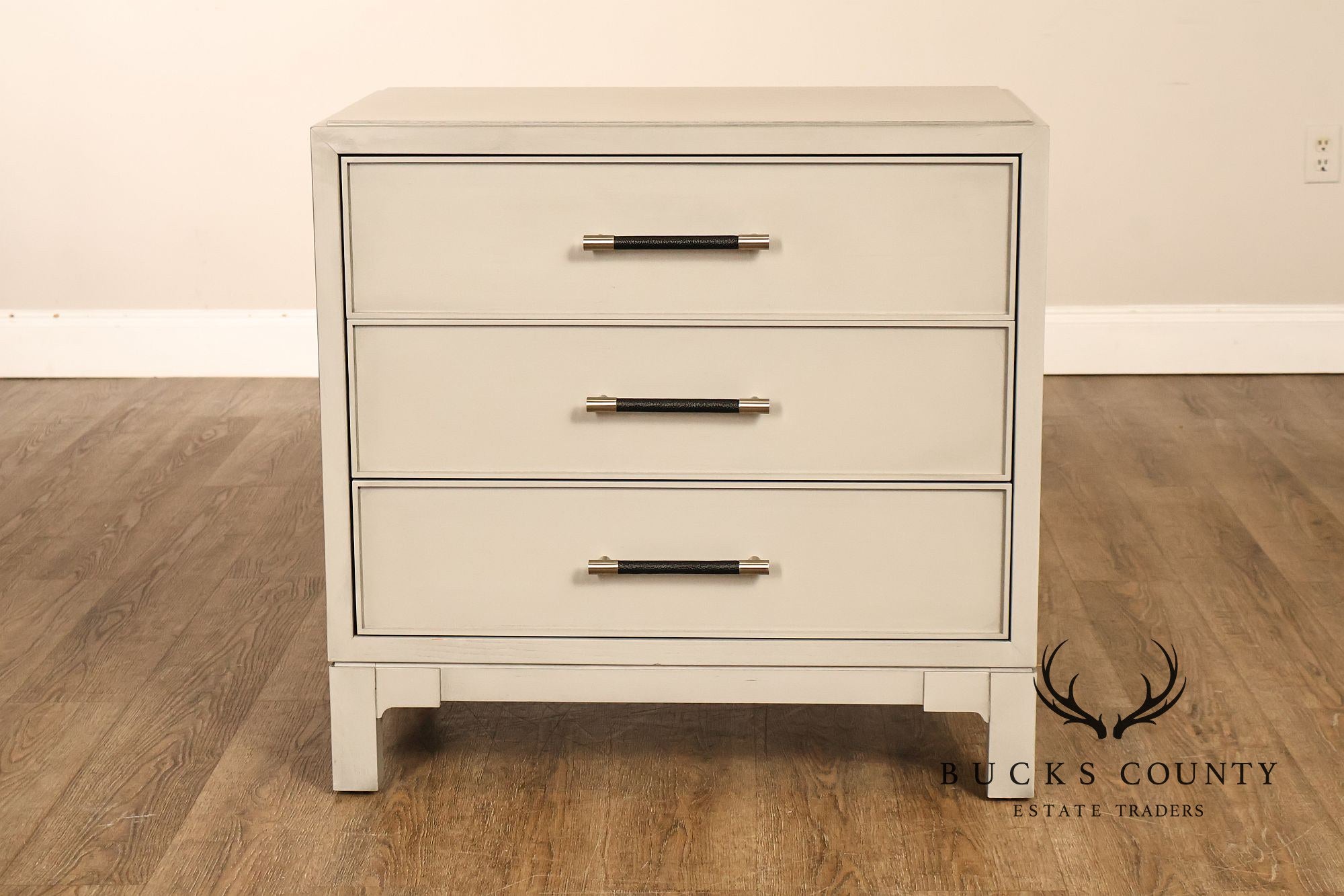Vanguard Furniture Contemporary Pair Of Grey Three Drawer Chests Night Stands