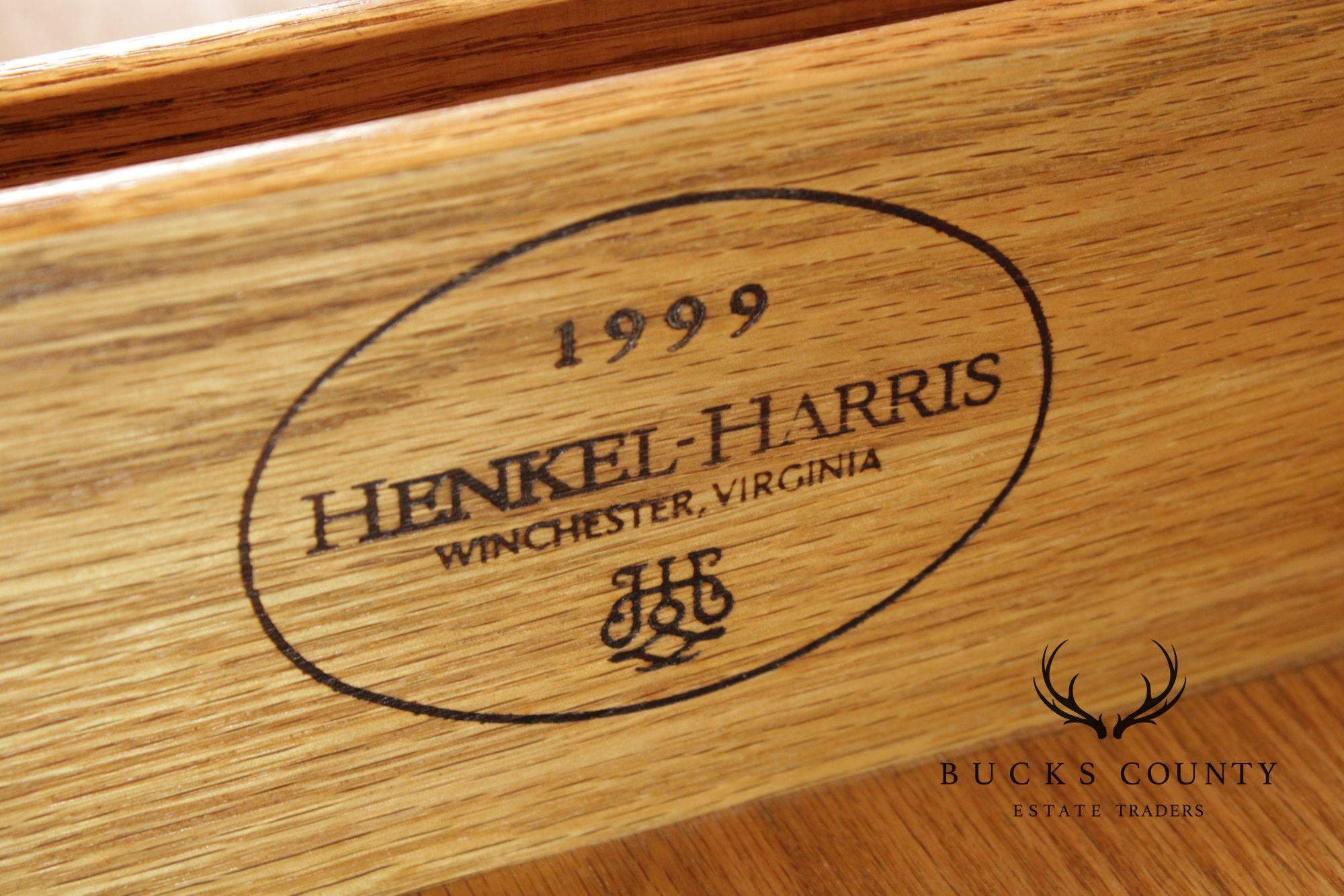 Henkel Harris Chippendale Style Mahogany Nine Drawer Bedroom Dresser