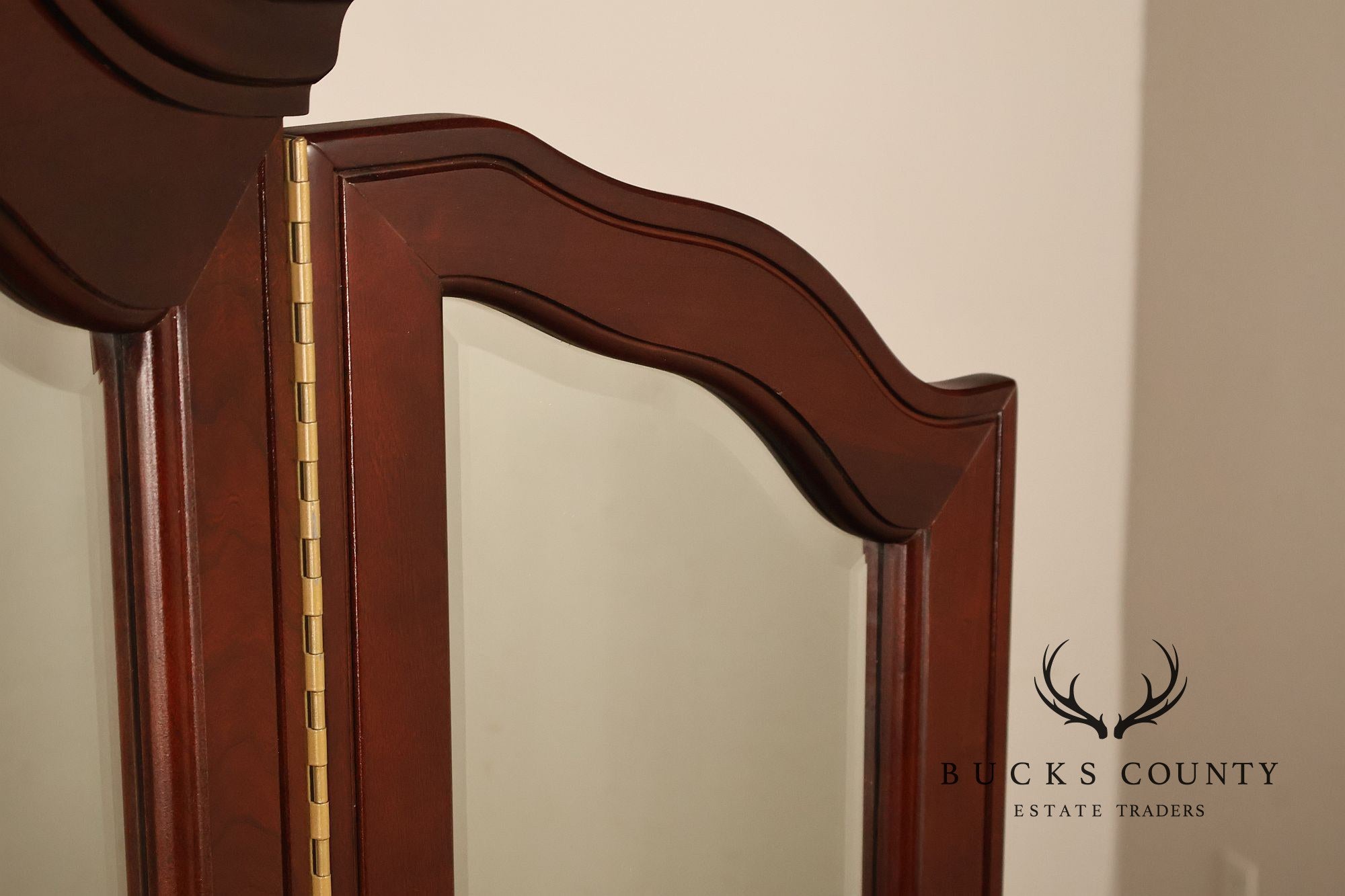 Thomasville 'Collectors Cherry' Triple Dresser with Tri-Fold Mirror