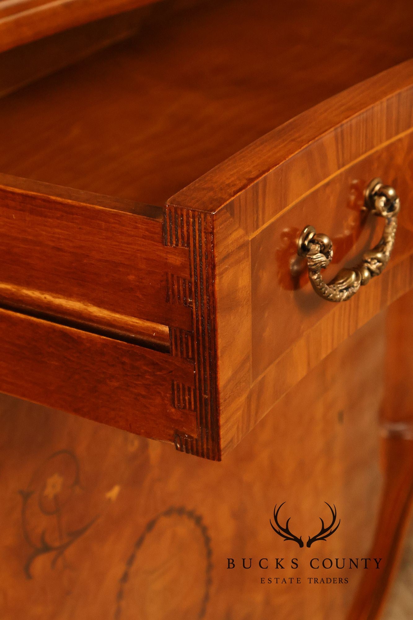 Italian Neoclassical Style Burl Wood Marquetry Inlaid Serpentine Sideboard