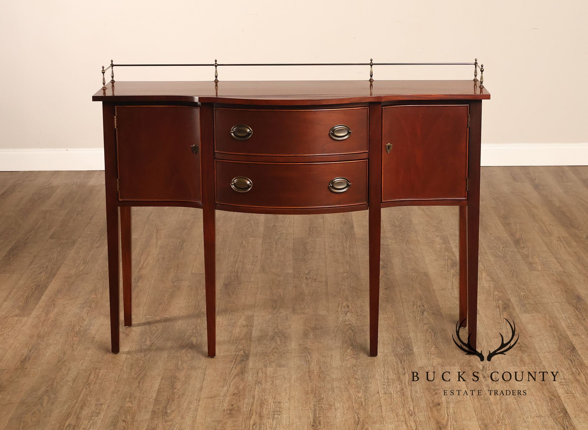 Hitchcock Furniture Hepplewhite Style Mahogany Sideboard