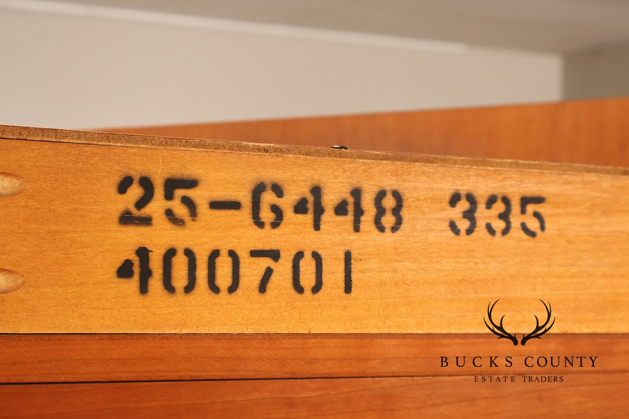 Ethan Allen Medallion Collection Cherry Lighted China Cabinet