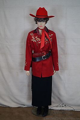 Annie Oakley Life Size Large Dressed Mannequin w/ Replica Pistol, Holster