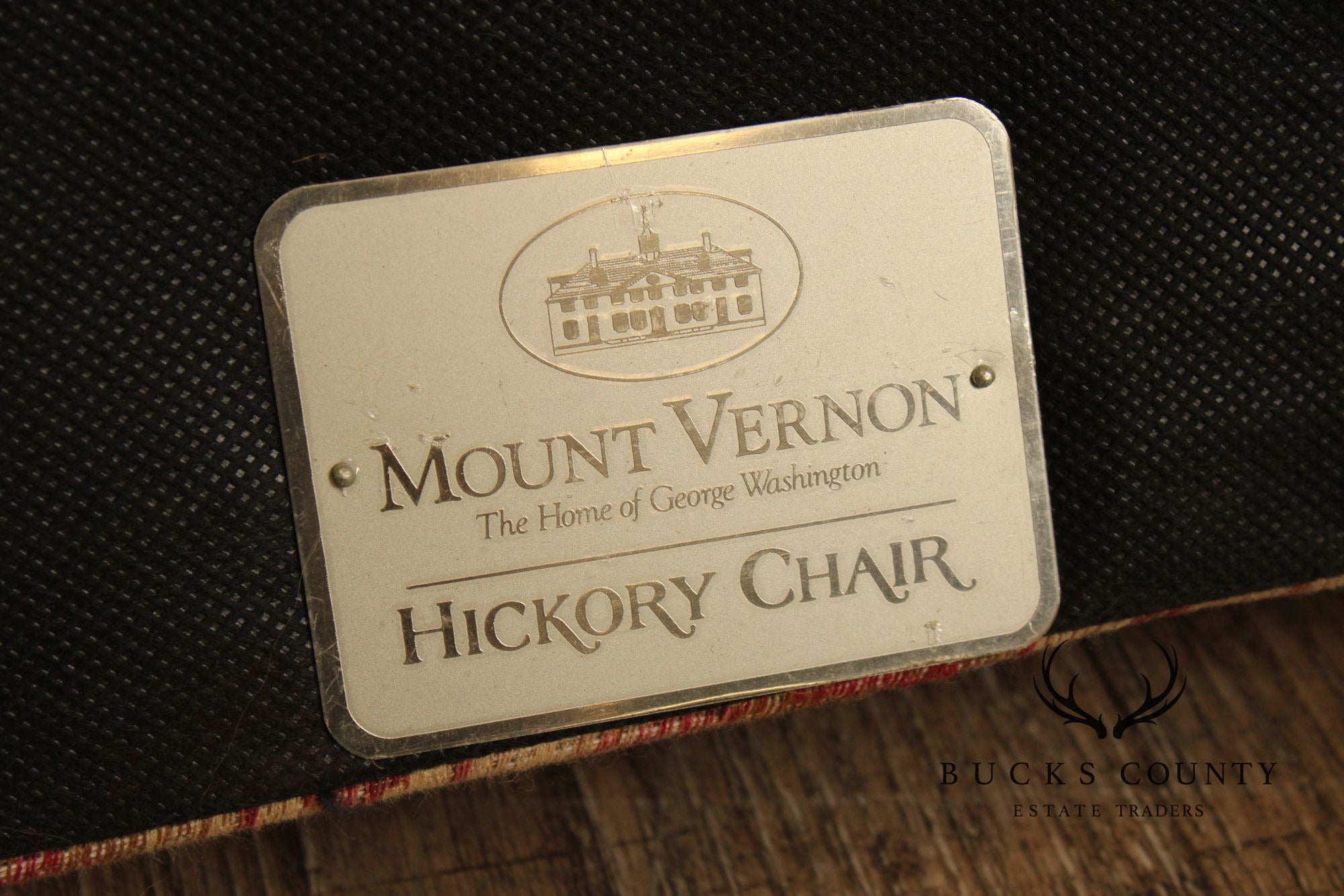 Hickory Chair 'Mount Vernon' Chippendale Style Carved Mahogany Settee