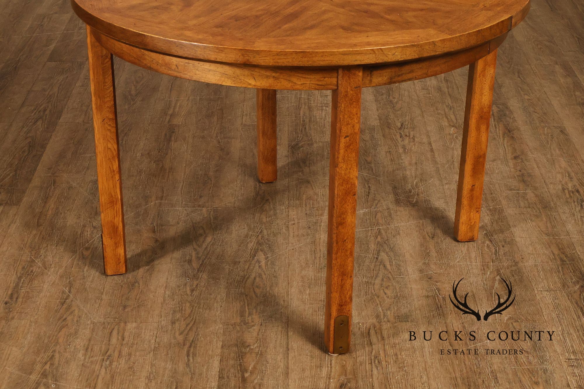 Drexel 'Woodbriar' Campaign Style Round Expandable Dining Table