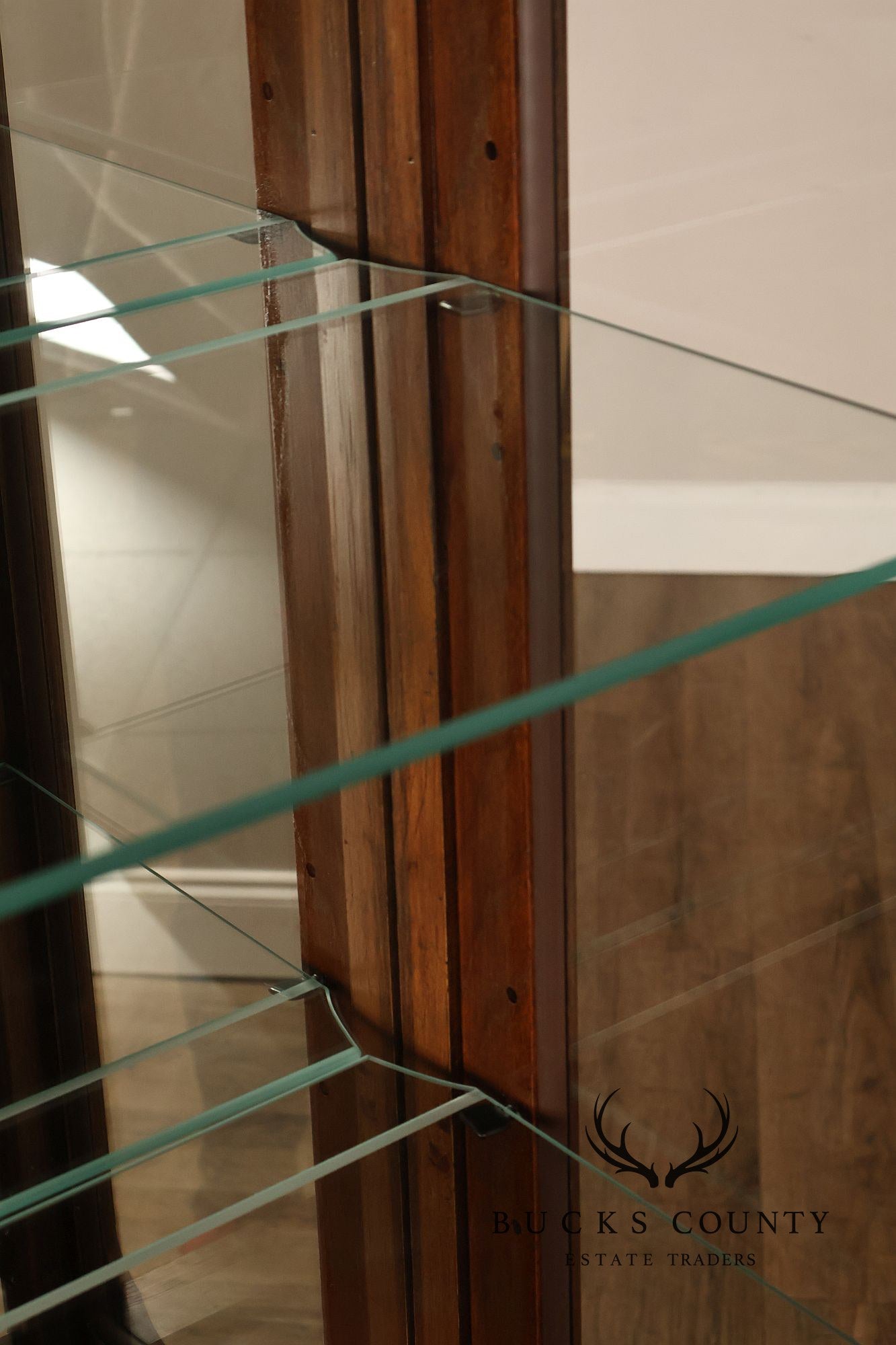 Hollywood Regency Asian Influenced Pair Of Lighted Curio Display Cabinets