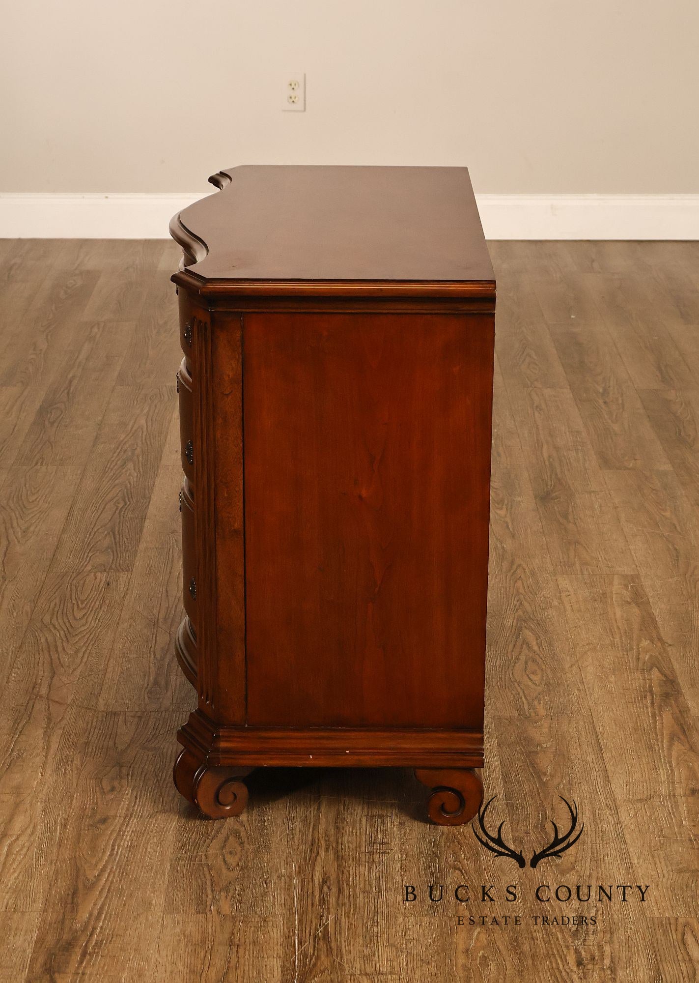Lane Mid Century Modern Pair of Walnut One-Drawer Nightstands