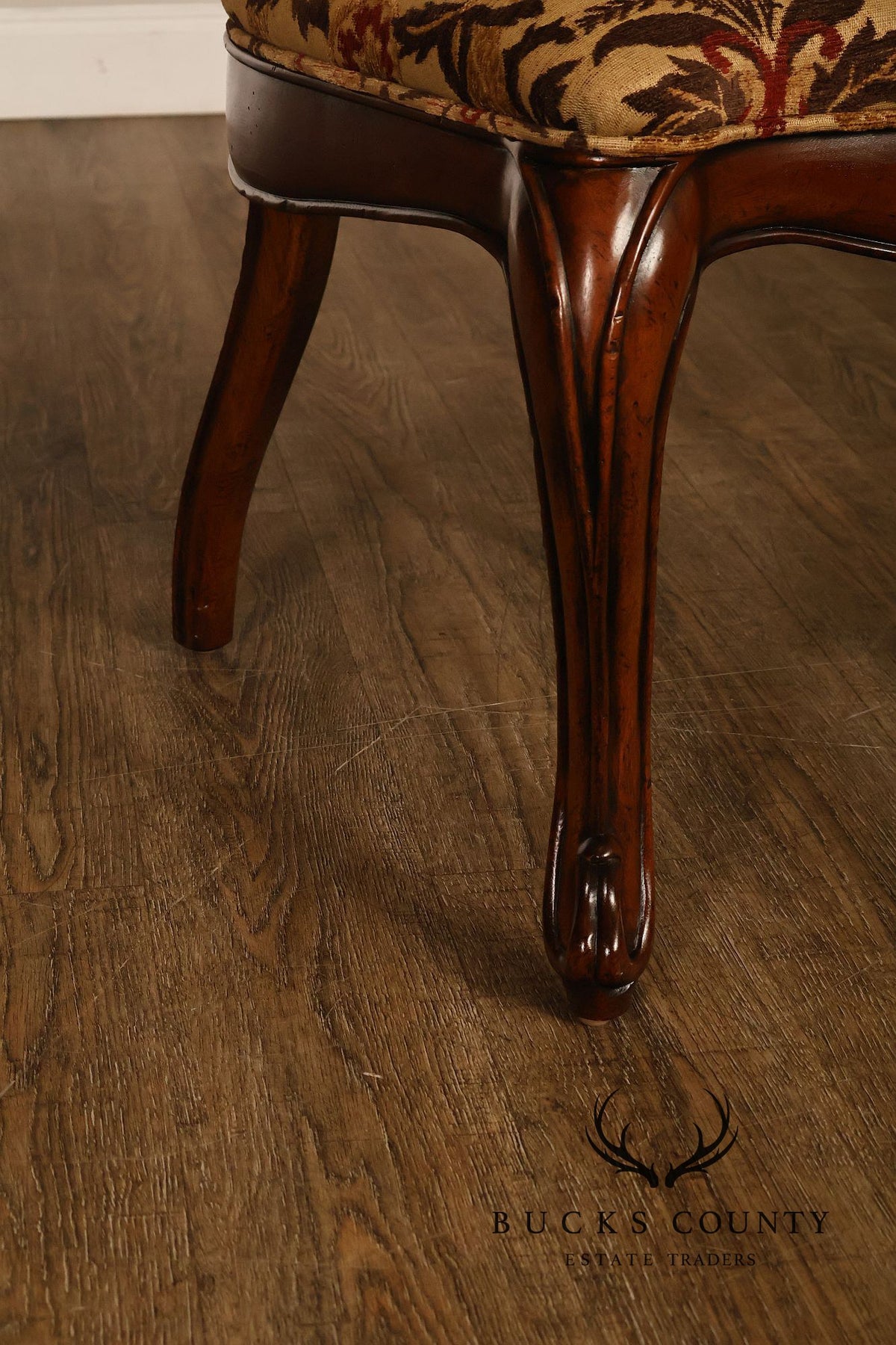 Henredon French Louis XV Style Set of Eight Dining Chairs