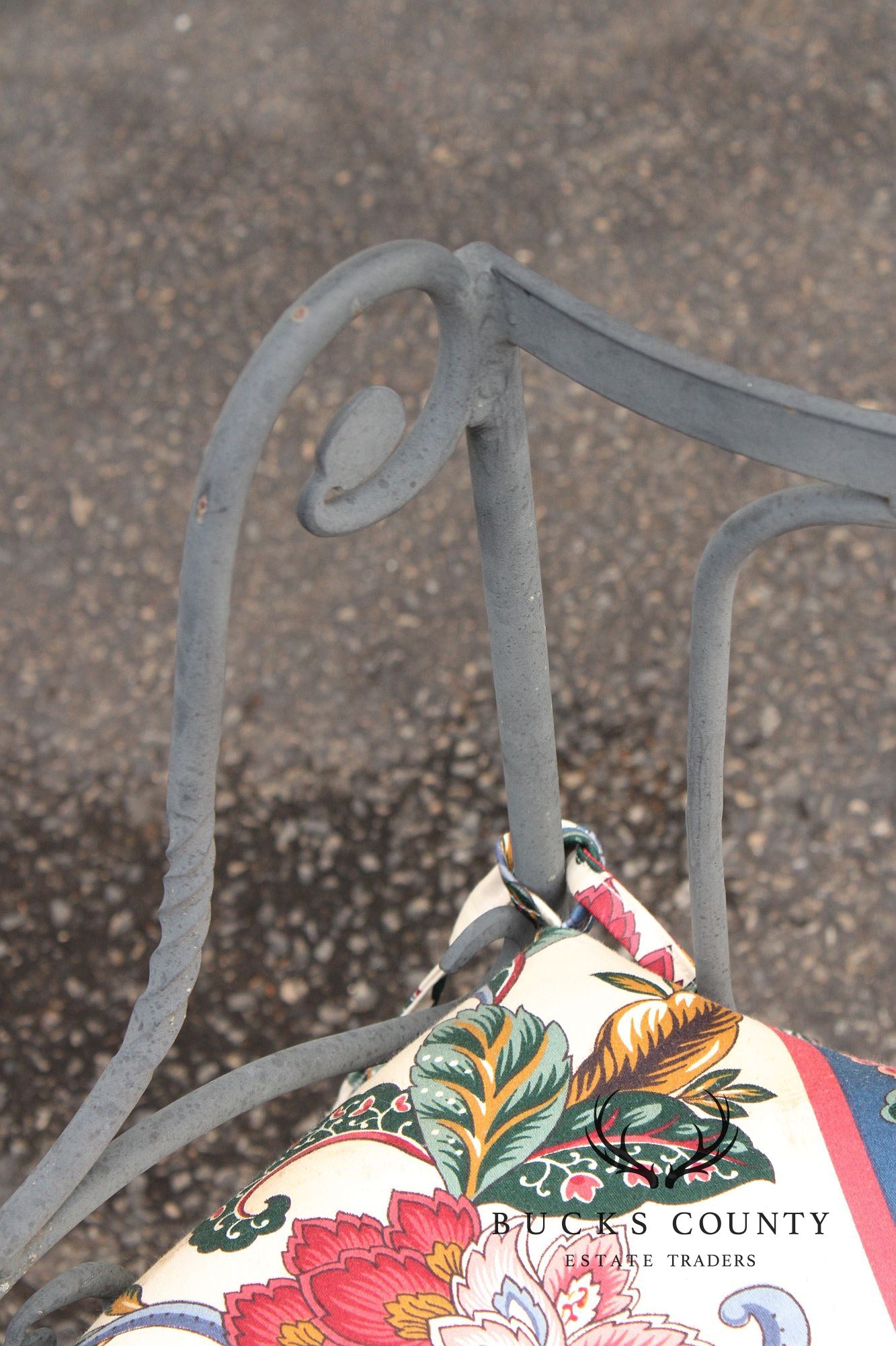Wrought Iron Circular Garden Tree Bench With Cushions