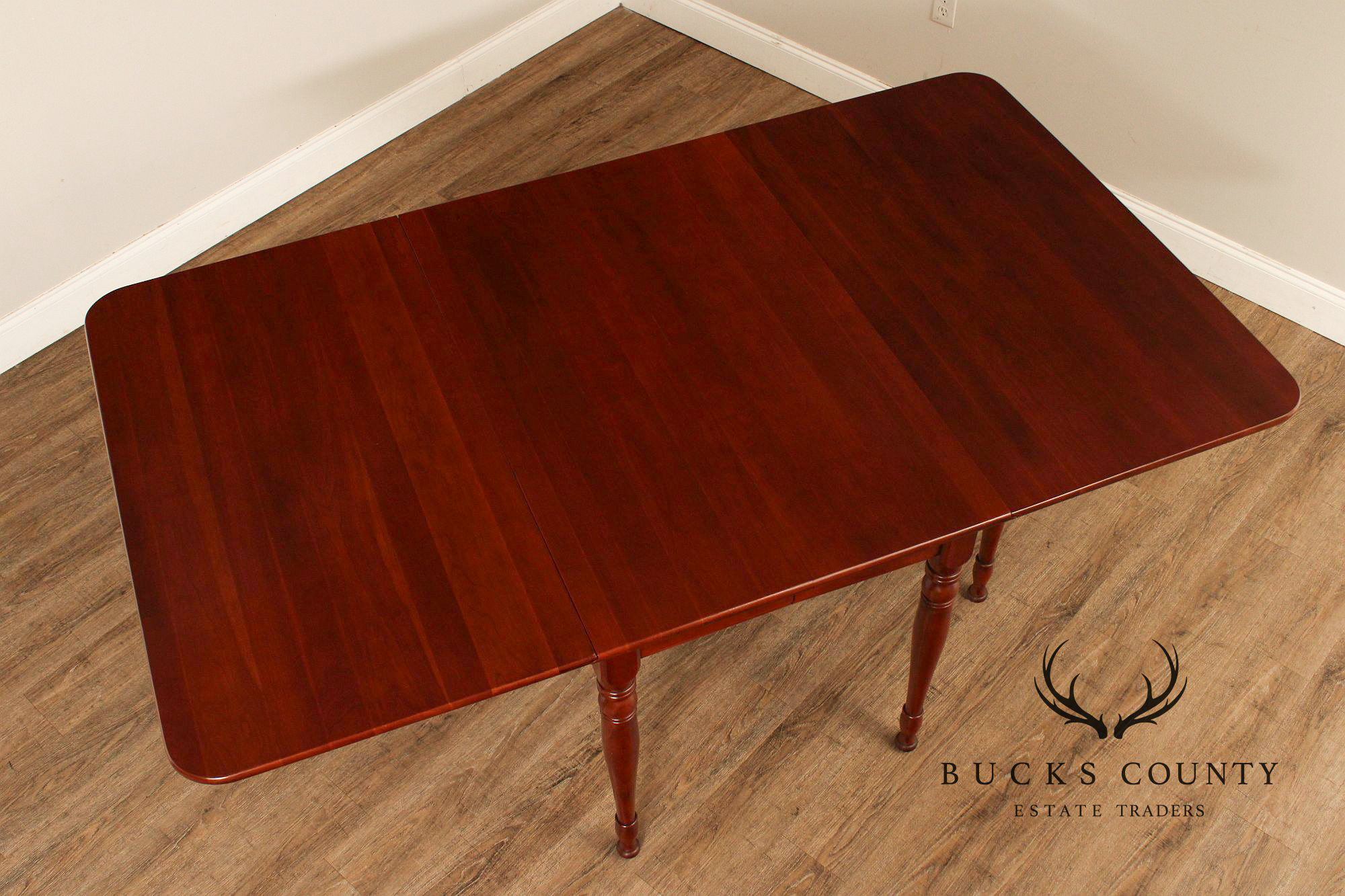 Sheraton Style Cherry Drop-Leaf Extendable Dining Table