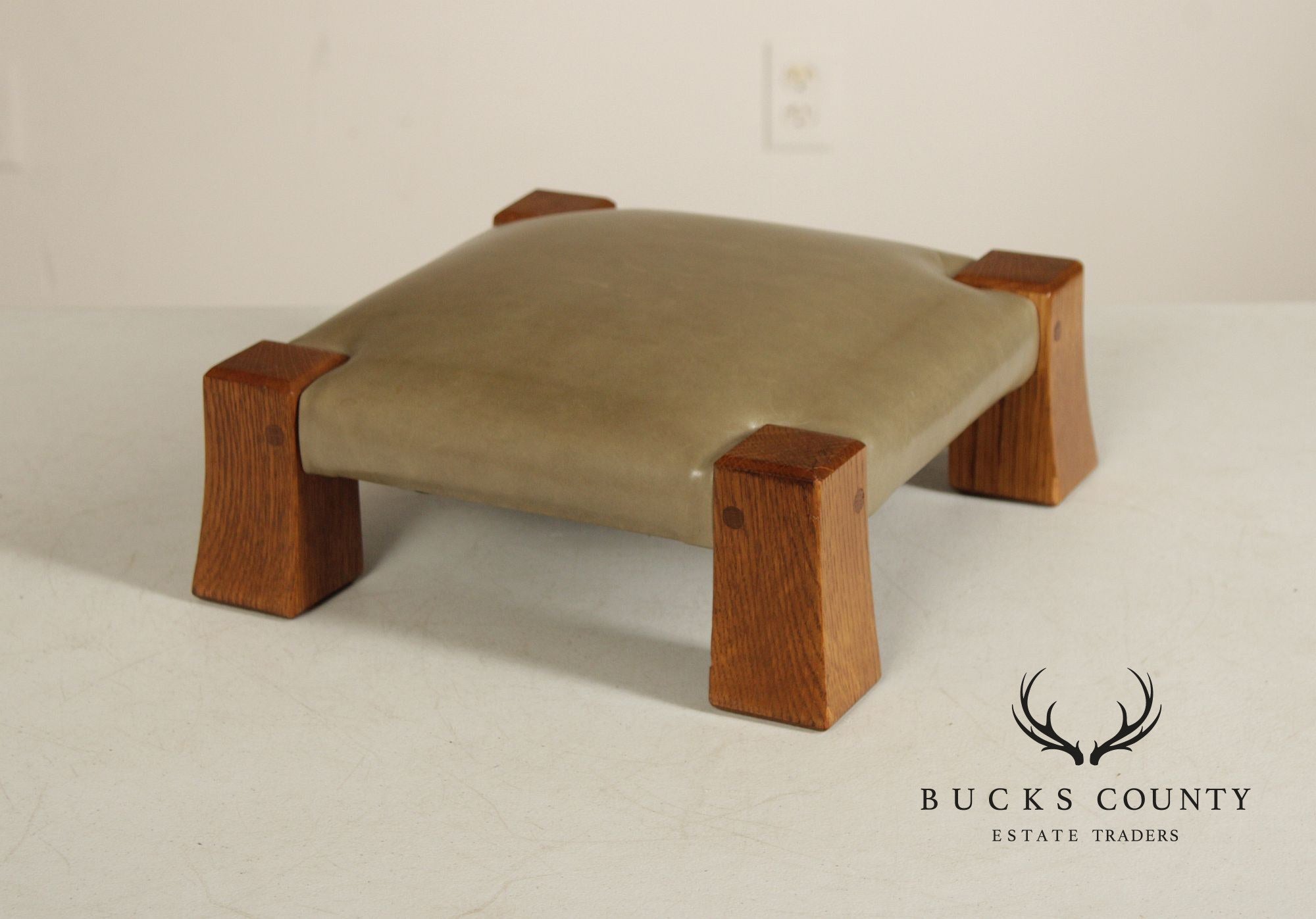 Stickley Mission Collection Oak and Leather Monk Footstool