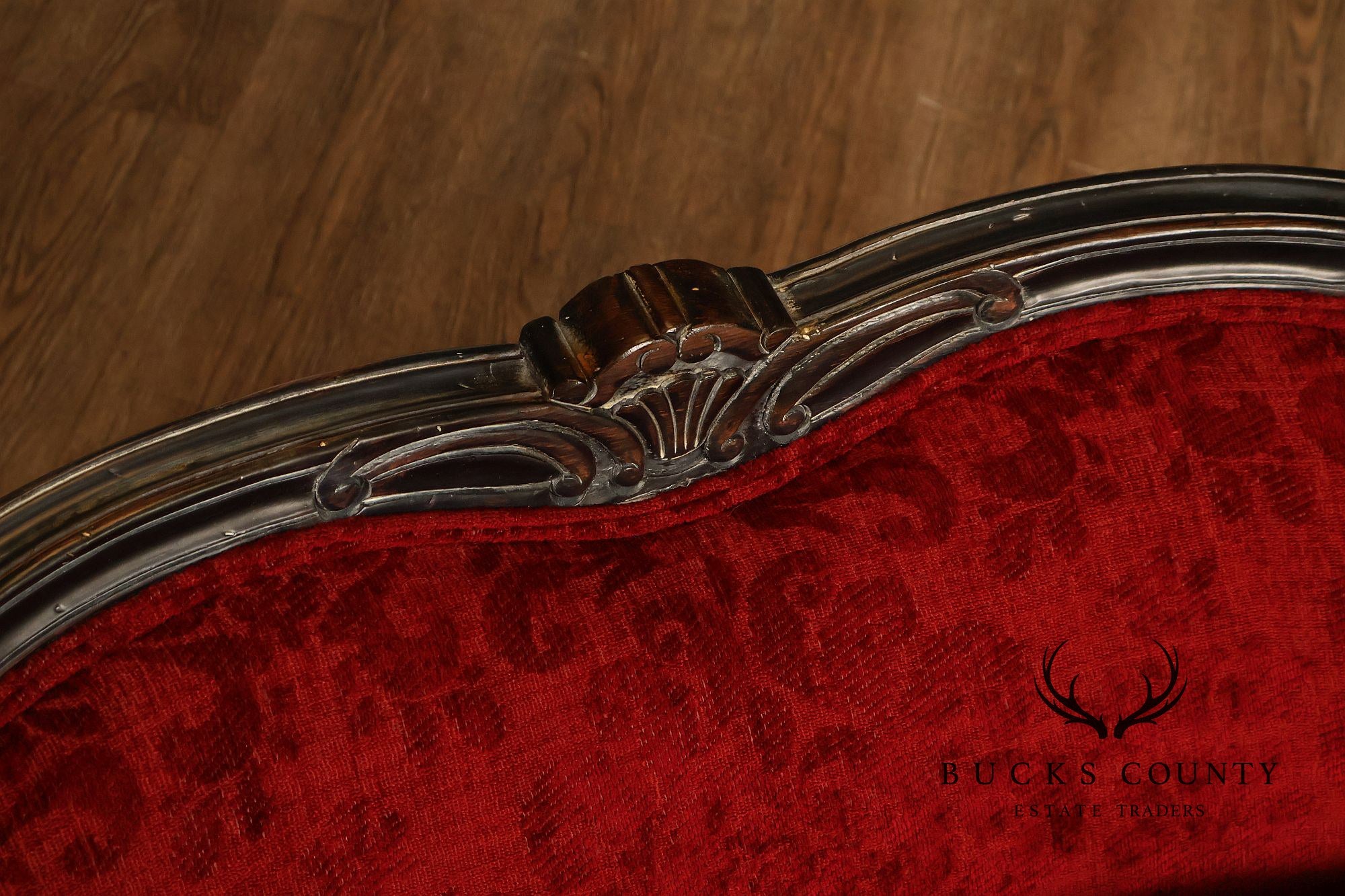 Henredon Louis XV Style Pair Of Red Upholstered Bergère Lounge Chairs