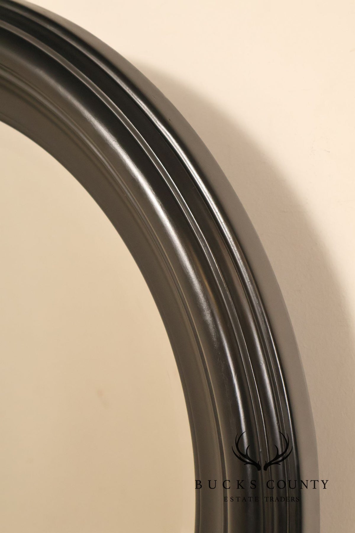 Contemporary Round Accent Mirror