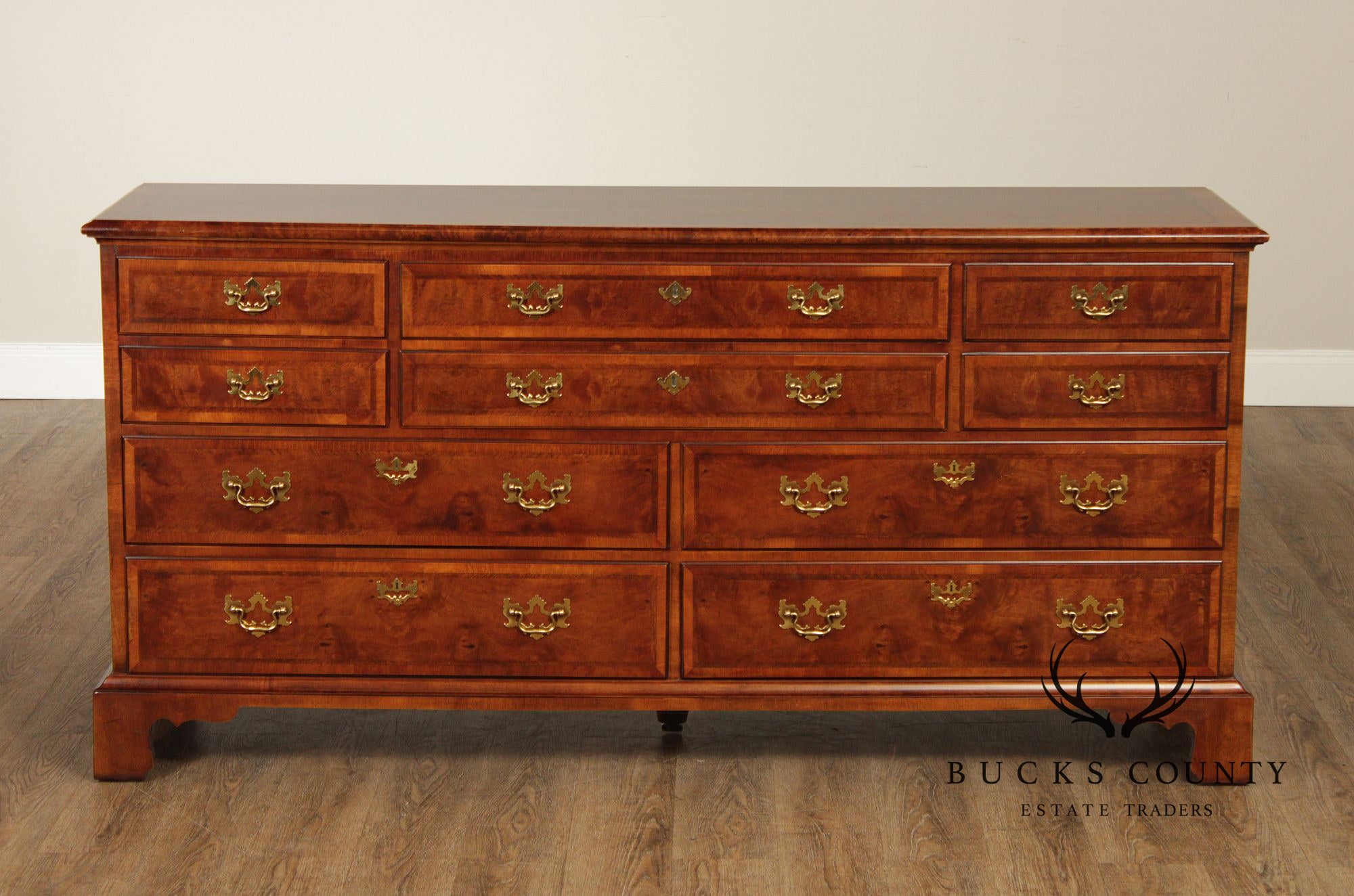 Henredon Aston Court Mahogany Ten Drawer Dresser