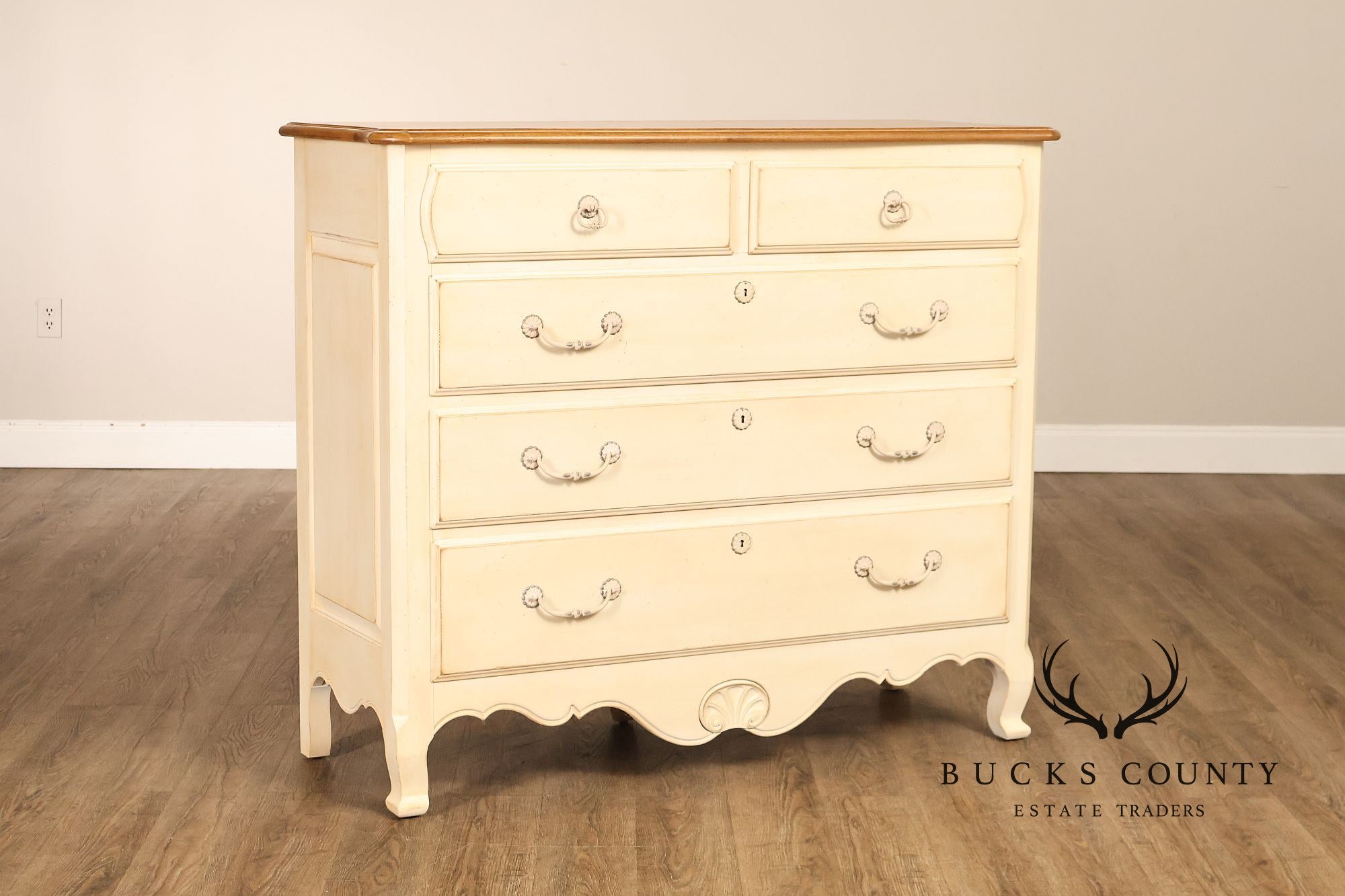 Ethan Allen 'Country French' Distress Painted Chest of Drawers