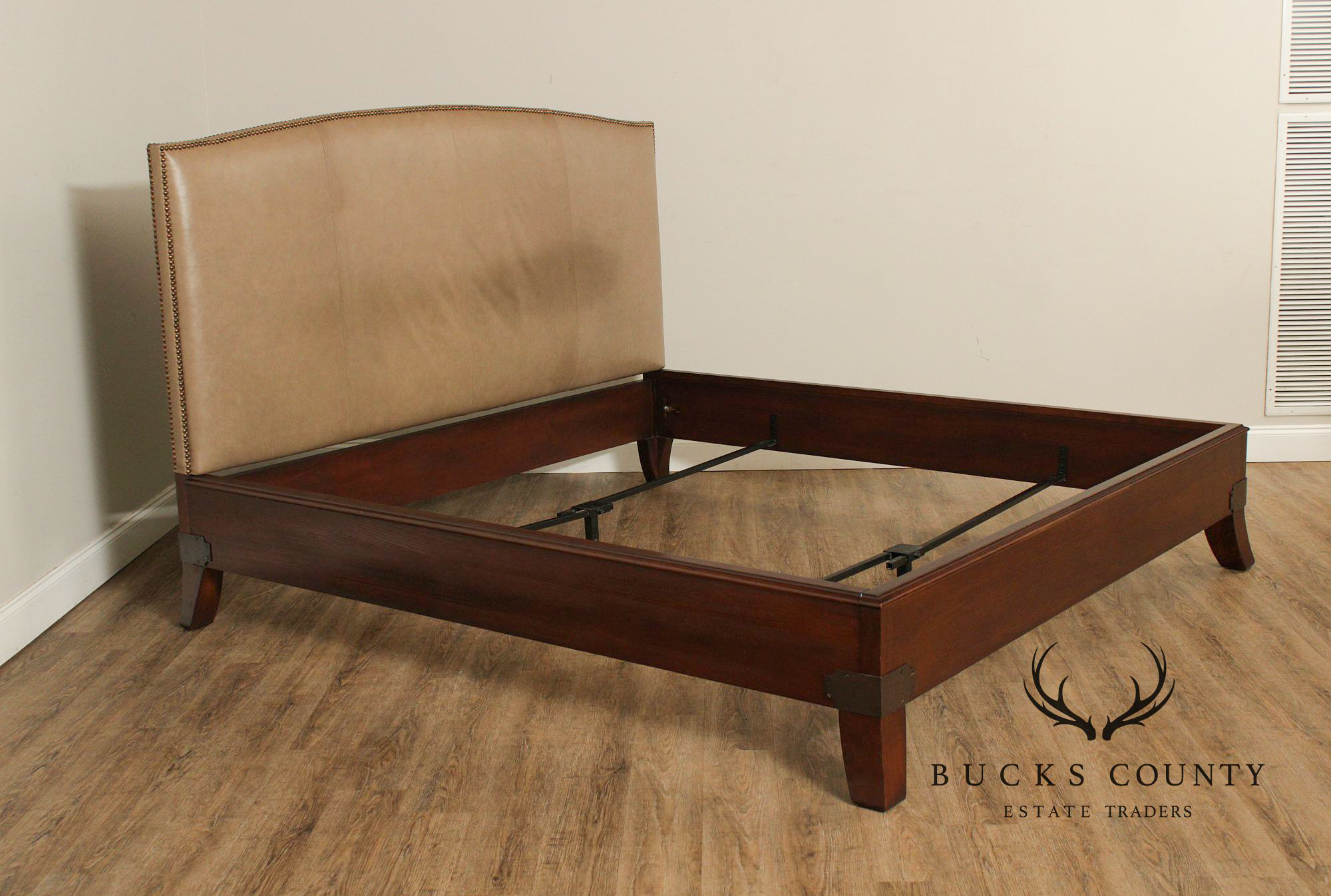 Hickory Chair Leather 'Chelsea' King Bed