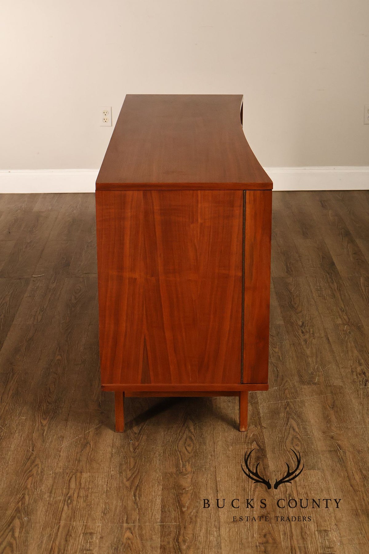 Young Manufacturing Mid Century Modern Walnut Sideboard
