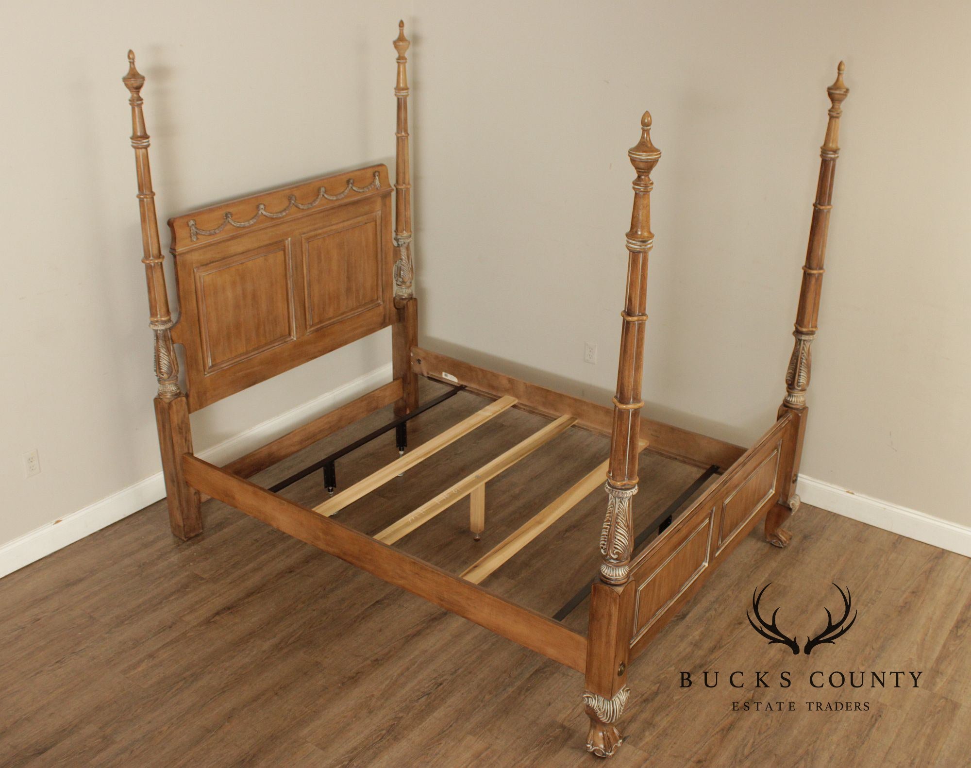 Lexington Furniture Queen Poster Bed