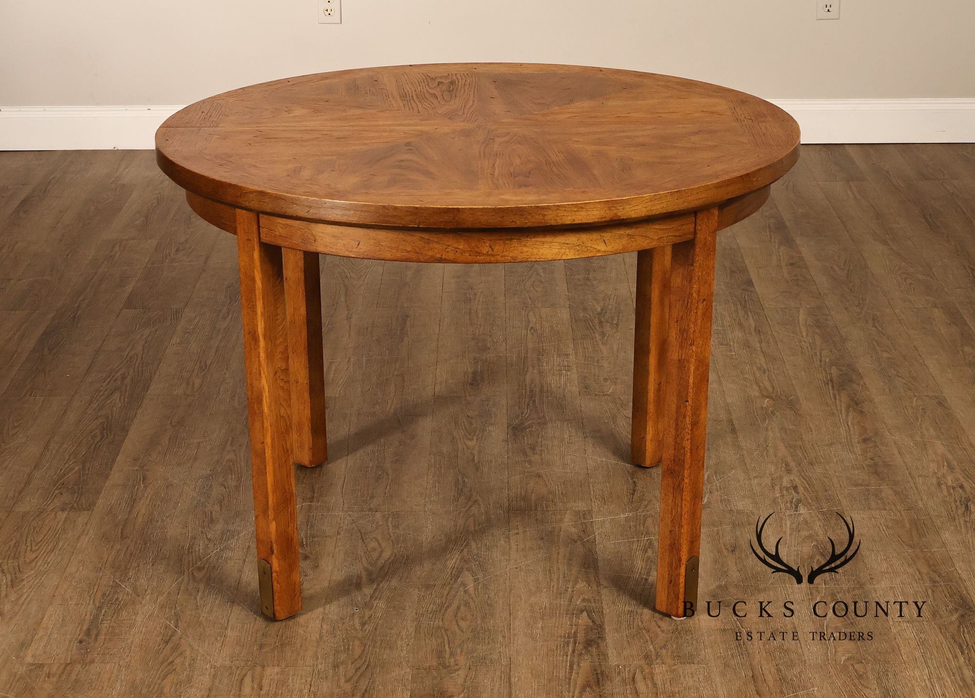 Drexel 'Woodbriar' Campaign Style Round Expandable Dining Table