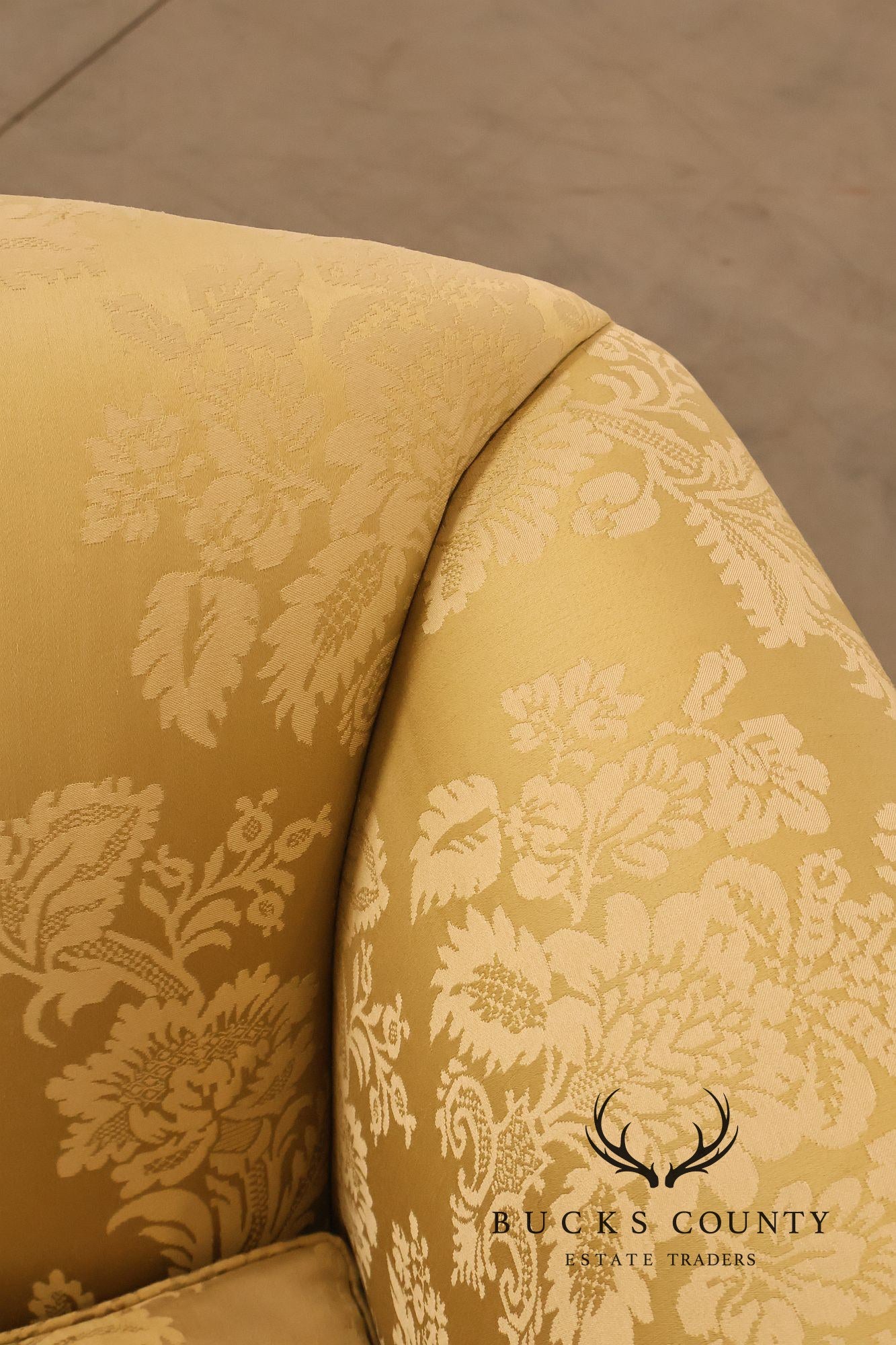 Henredon Chippendale Camelback Damask Upholstered Mahogany Sofa