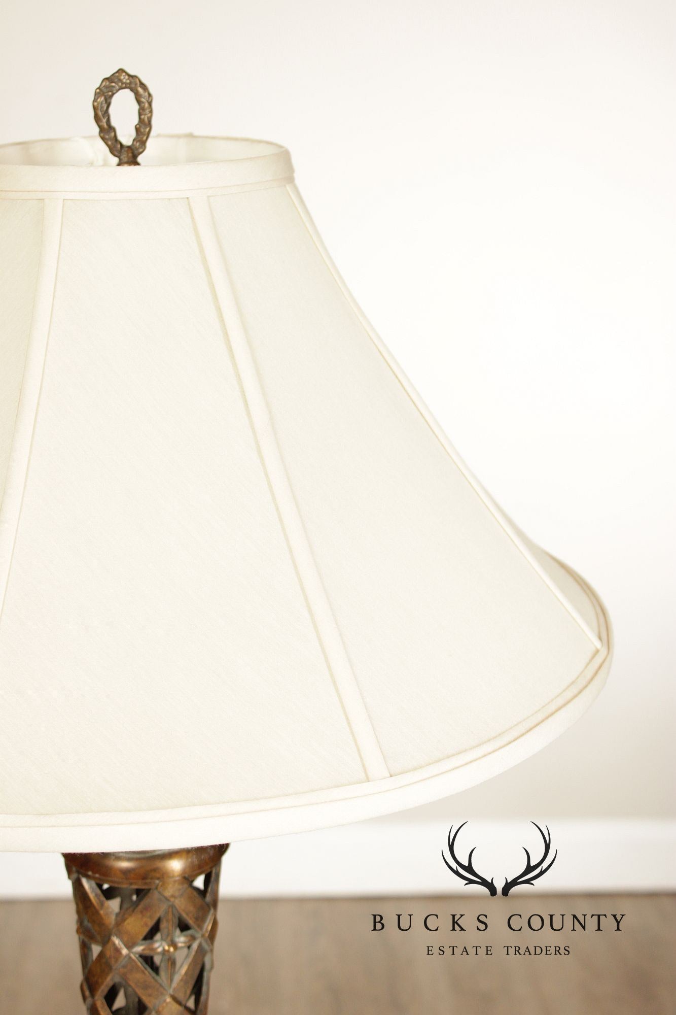Stiffel 'Ellie' Torch Style Table Lamp