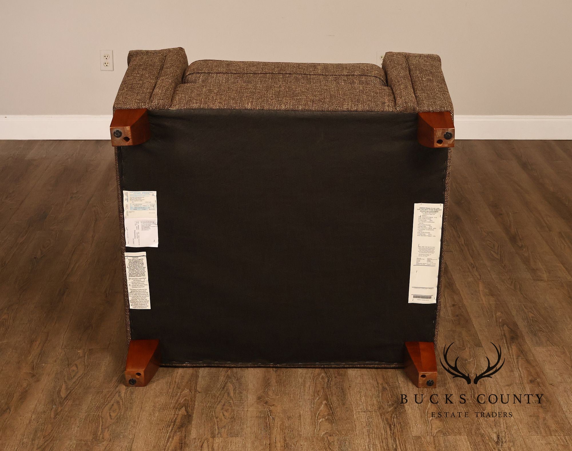 La-Z-Boy Contemporary Style Upholstered Lounge Chair