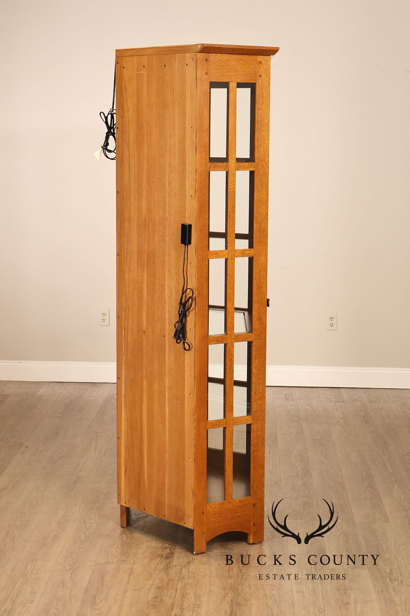 Stickley Mission Collection Oak Corner Cabinet