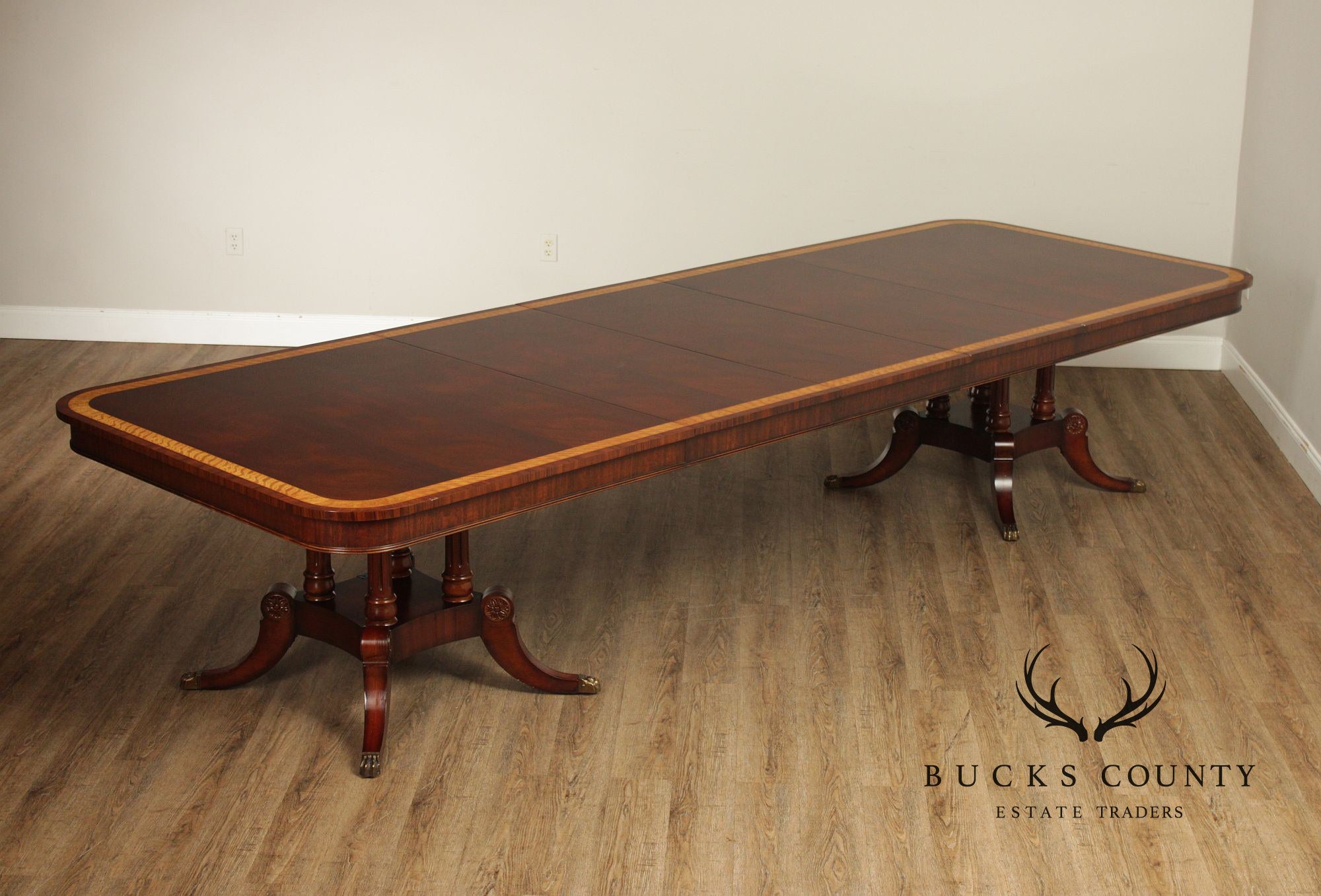 Henredon Natchez Mahogany Double Pedestal Dining Table With Three Leaves