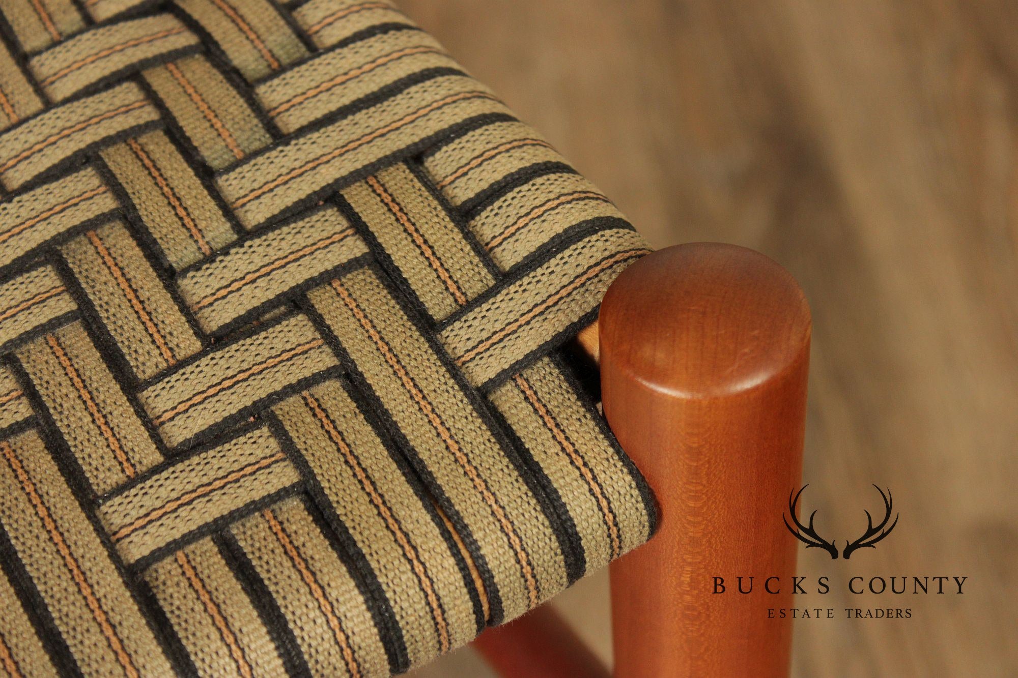 Ian Ingersoll Shaker Style Set of Eight Cherry Dining Chairs