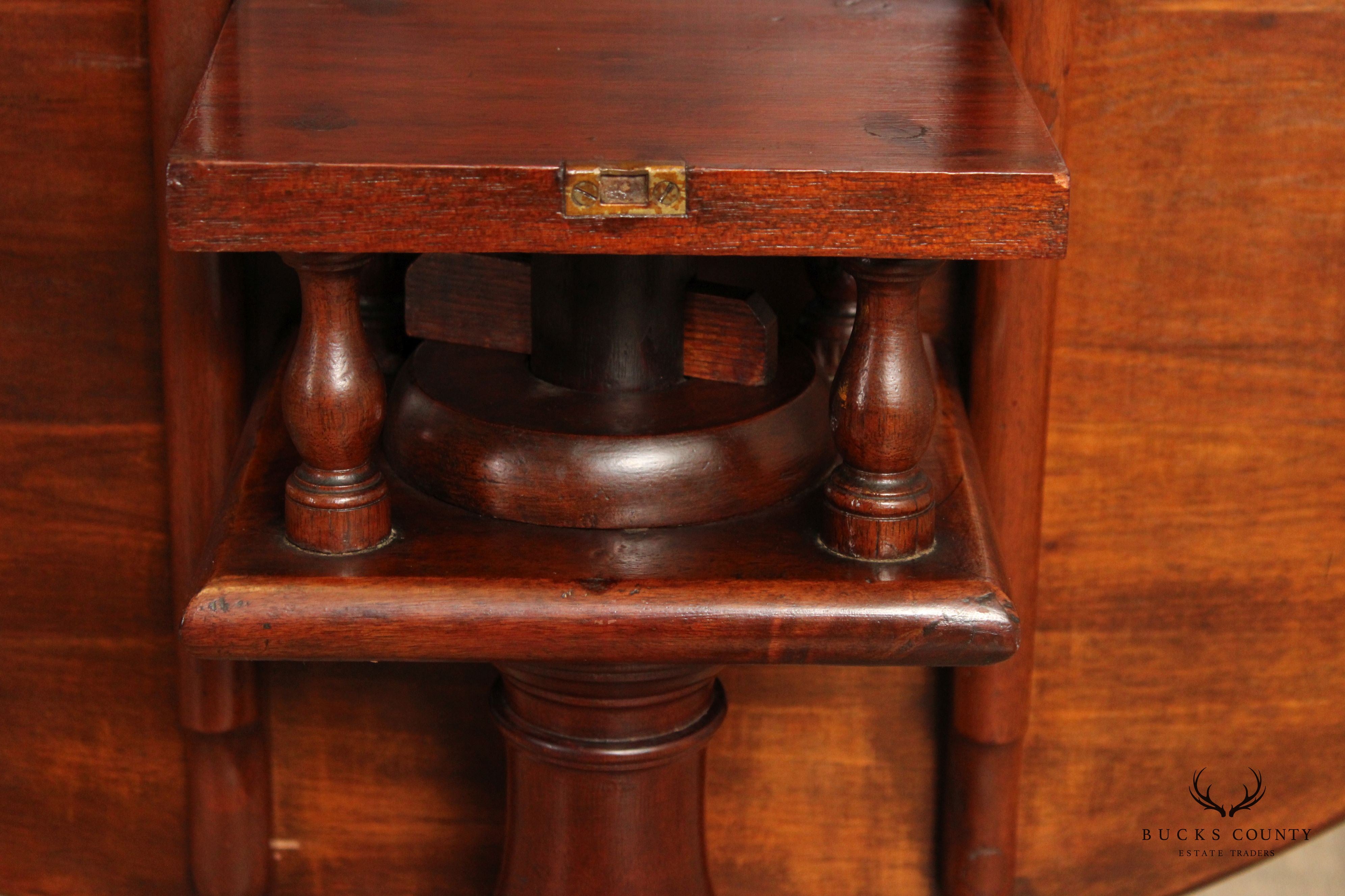 Antique Queen Anne Style Solid Mahogany Round Tilt-Top Table