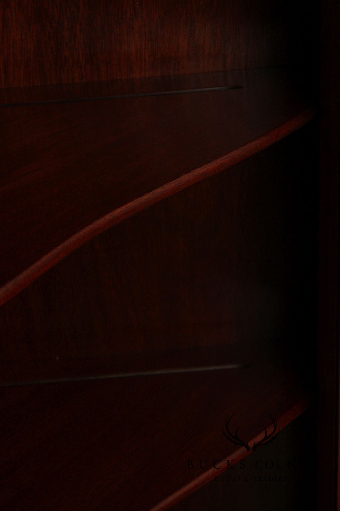 Craftique Chippendale Style Mahogany Corner Cabinet