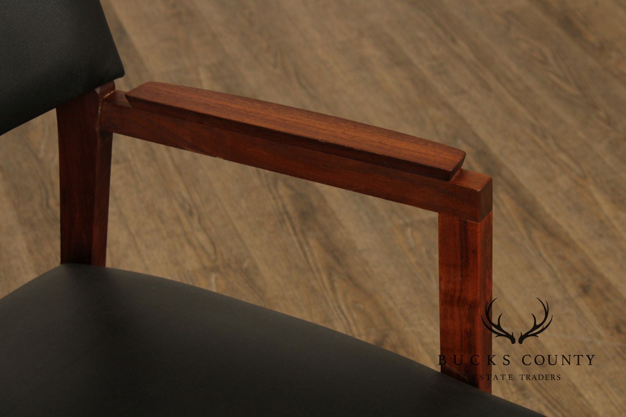 Mid Century Modern Swivel Desk Chair