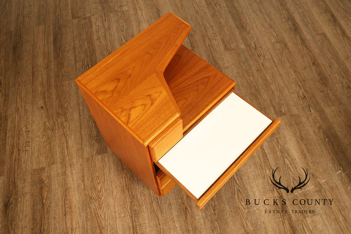 Scan Coll Danish Modern Pair of Teak Nightstands