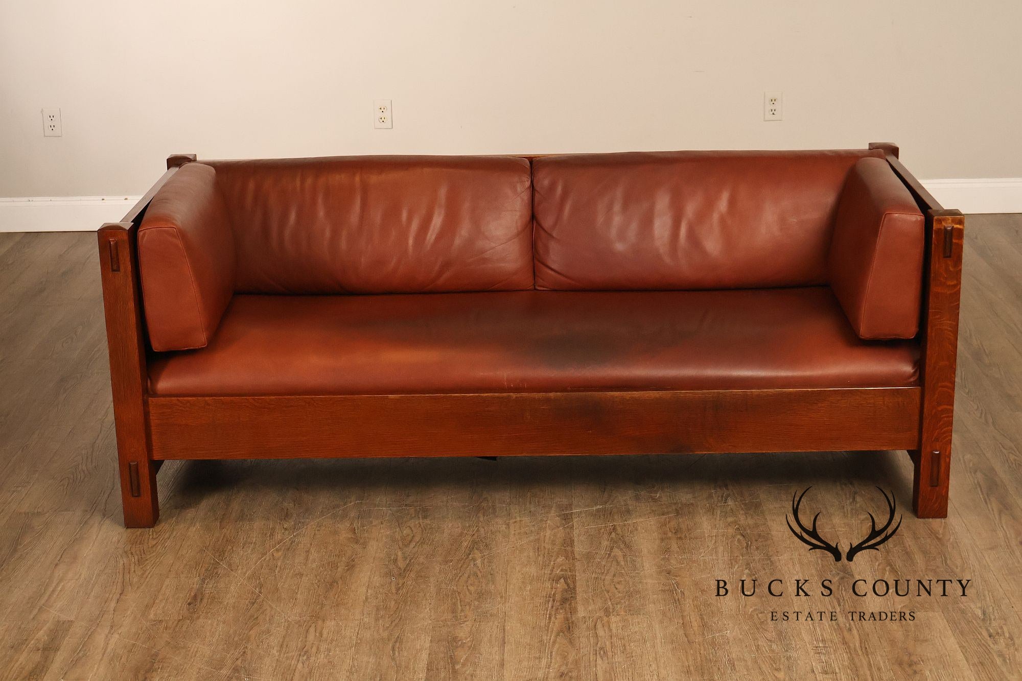 Stickley Mission Collection Oak Settle With Leather Cushions