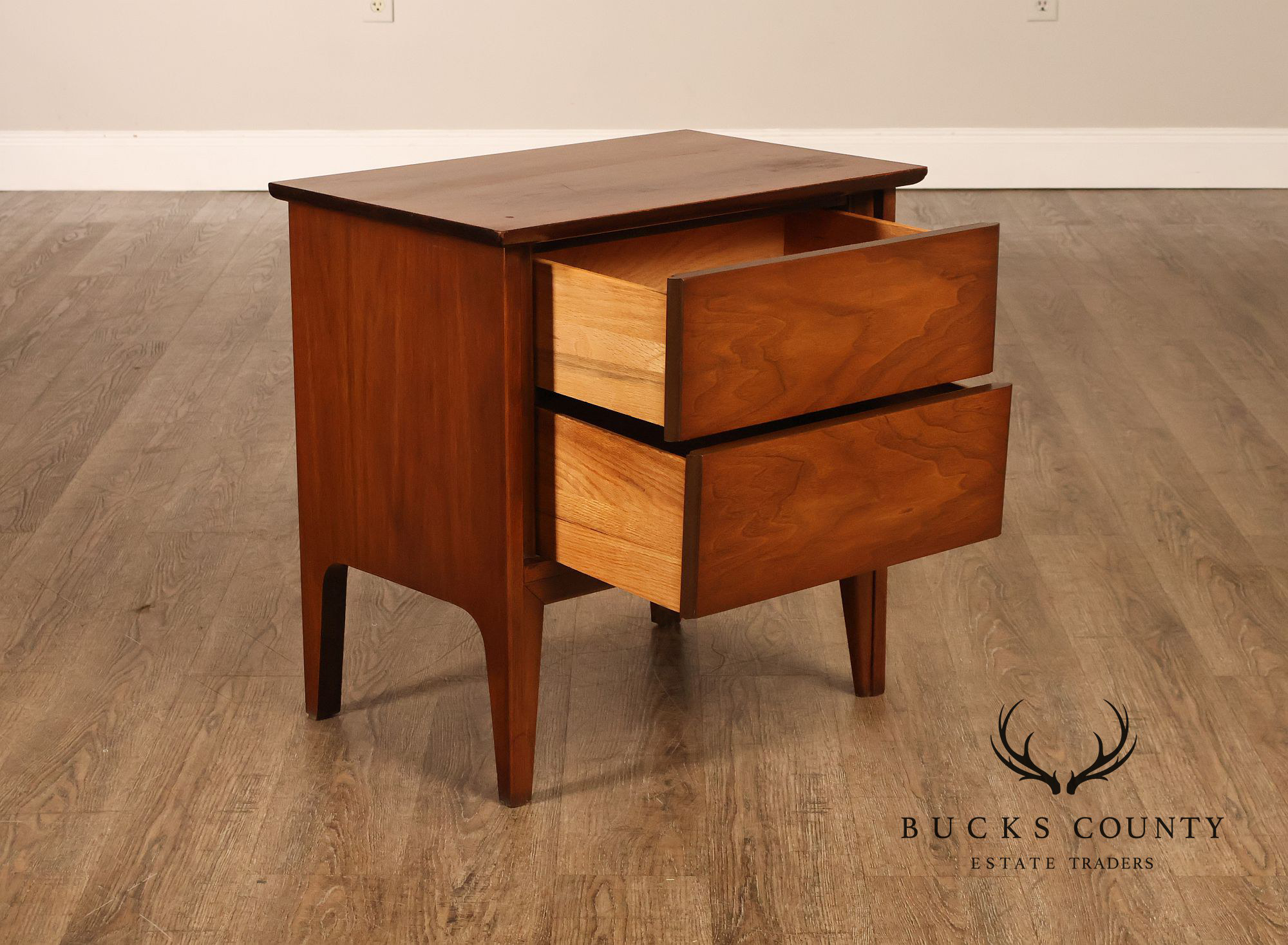 Mid Century Modern Pair of Walnut Nightstands