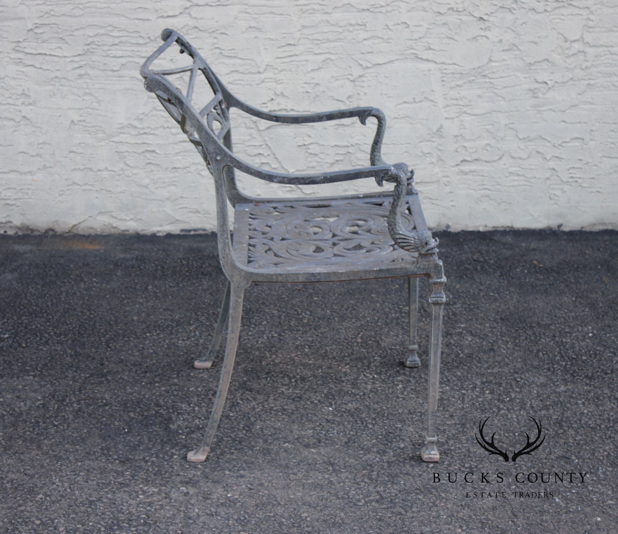 Cast Aluminum Neoclassical Style Outdoor Garden Armchair