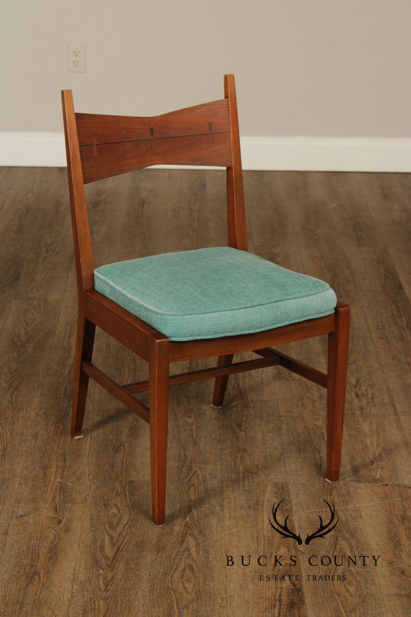 Lane Furniture Set Of Four Mid Century Modern Walnut Tuxedo Dining Chairs