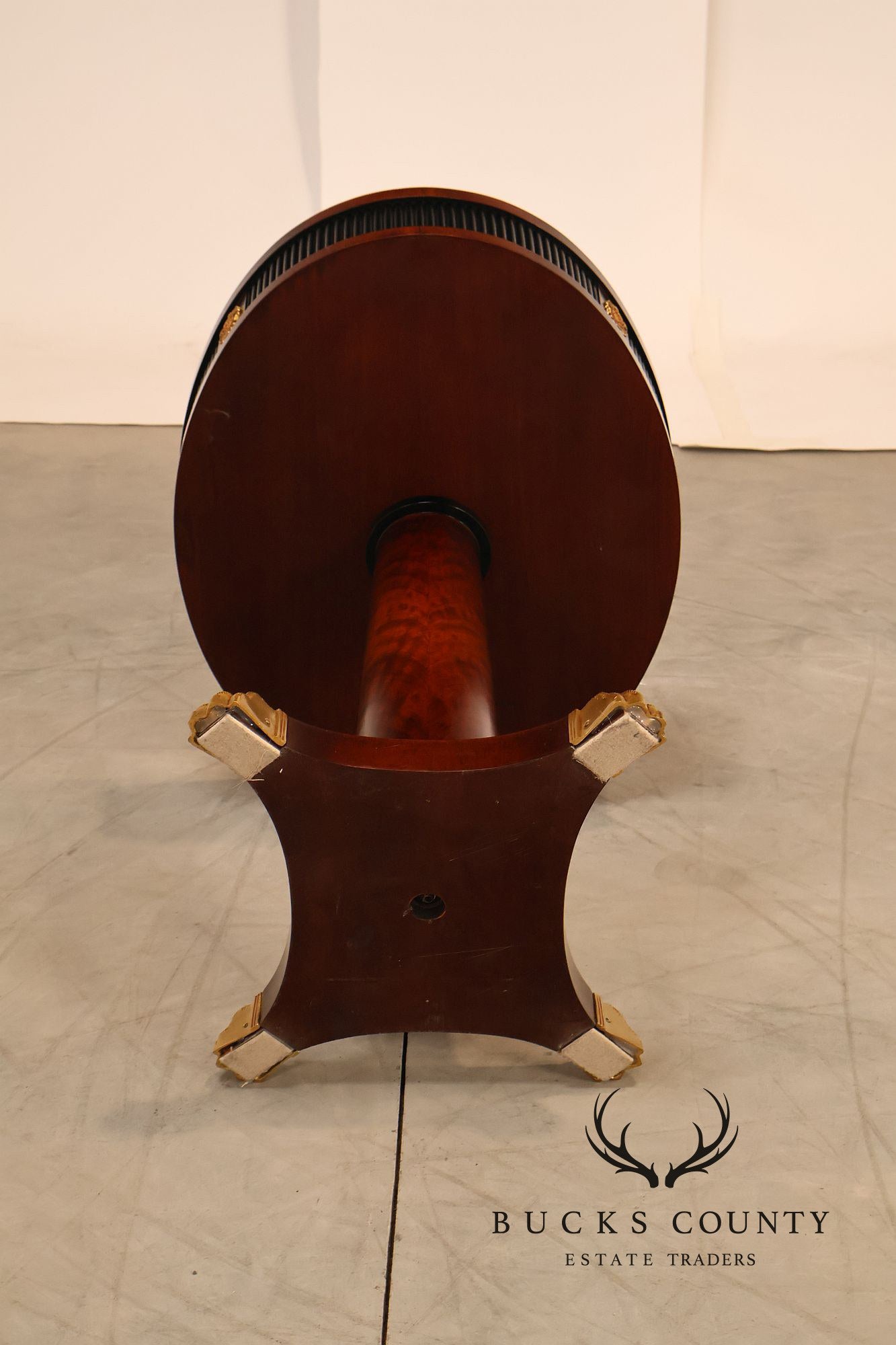 Mariner Neoclassical Style Pair Of Oval Mahogany Pedestal Tables