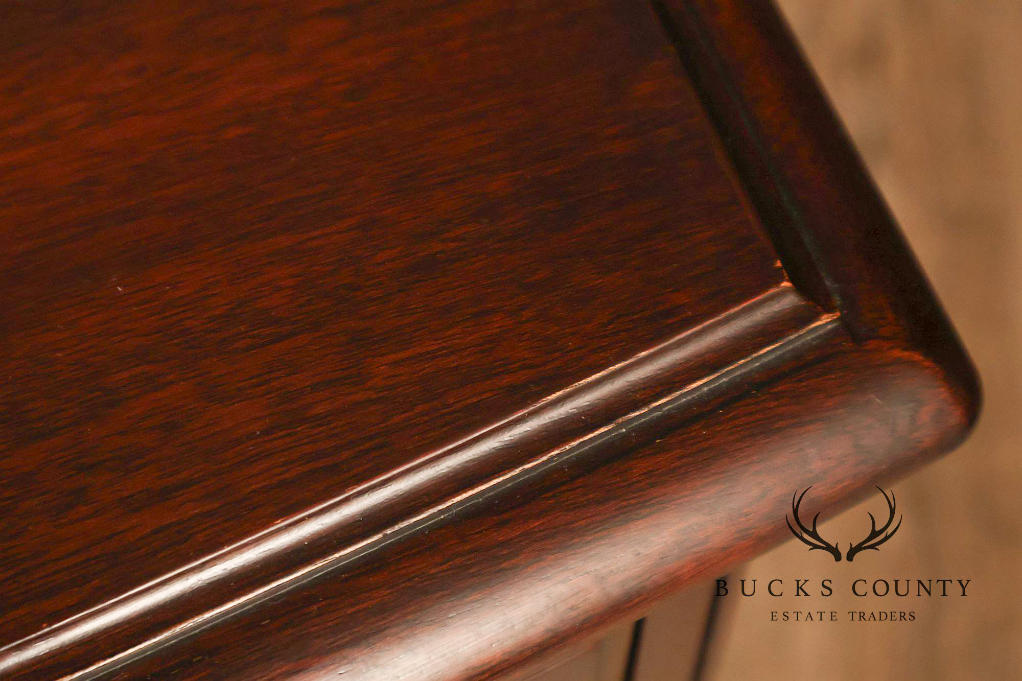 Henkel Harris Chippendale Style Pair Of Mahogany Bowfront Three-Drawer Nightstands