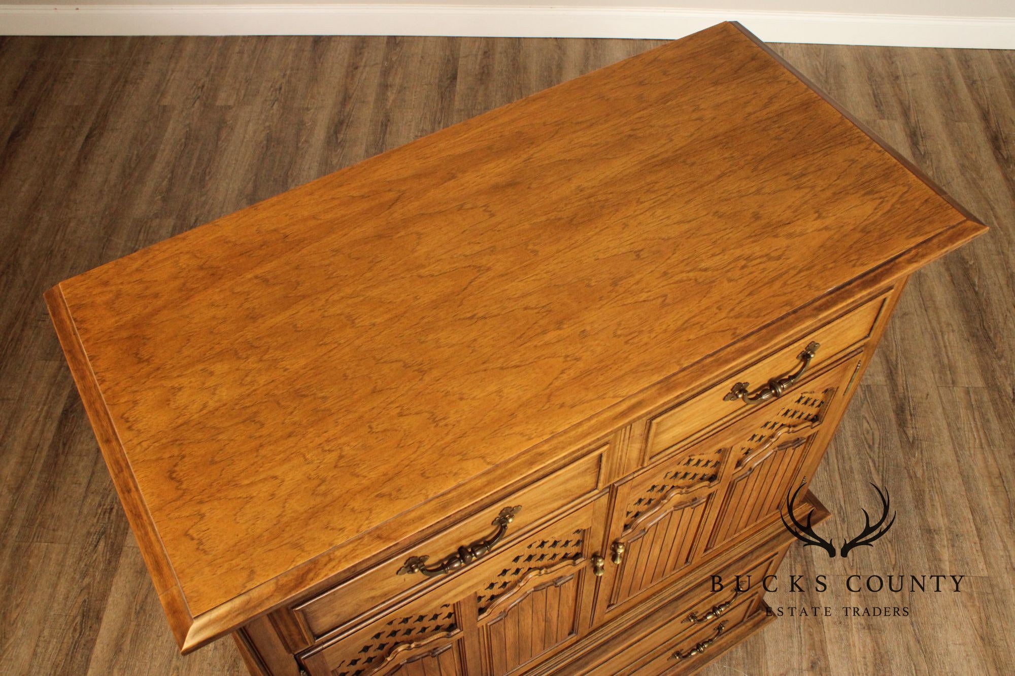 Thomasville Vintage Mediterranean Style Gentlemans Tall Chest