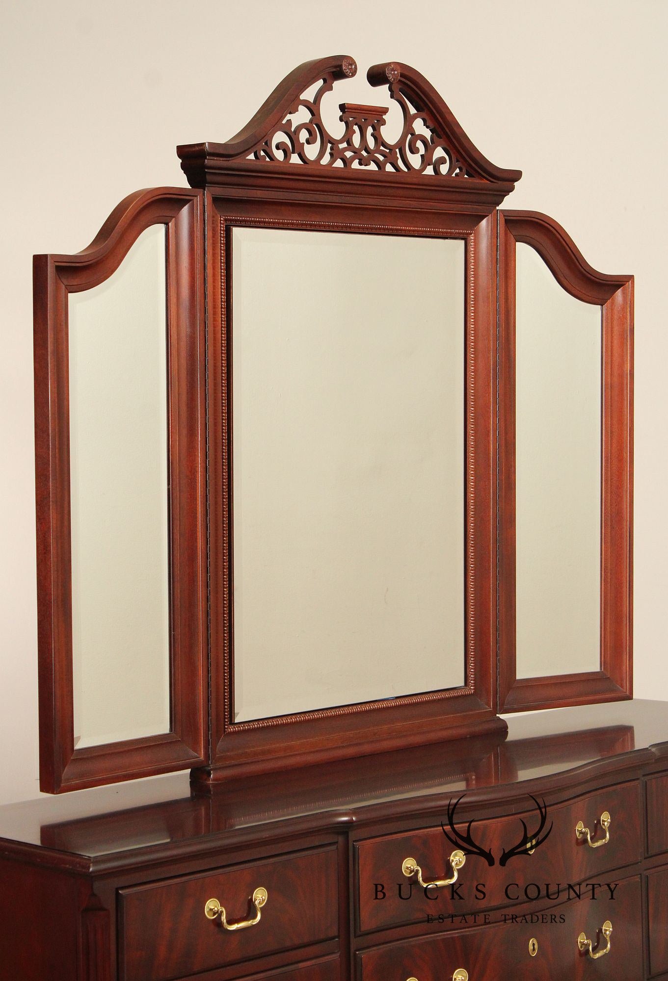 Thomasville Chippendale Style Mahogany Long Dresser and Mirror