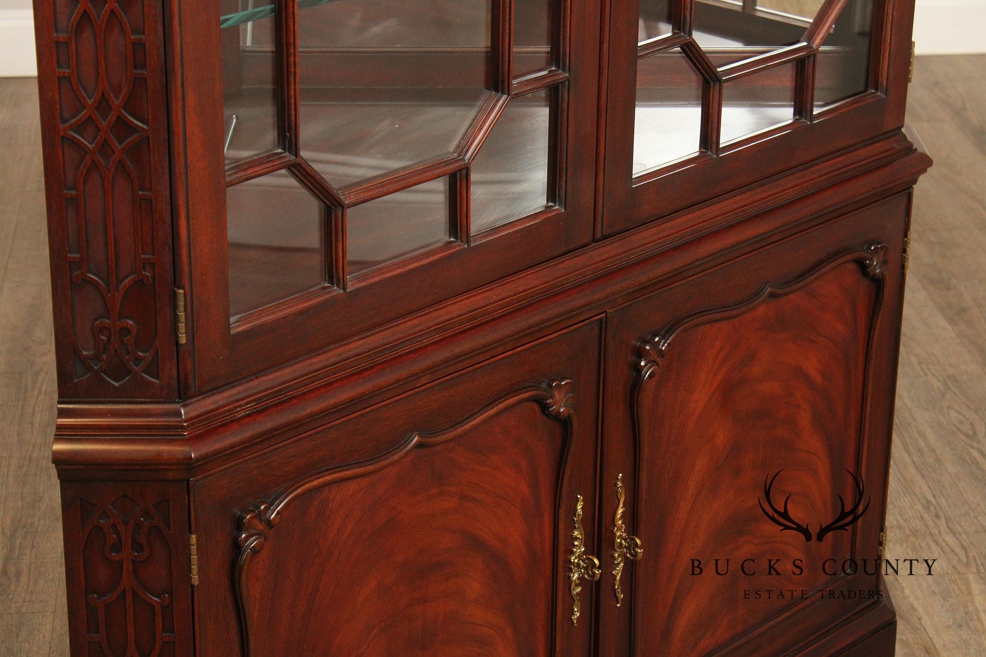 Henkel Harris Georgian Style Mahogany Corner Cabinet