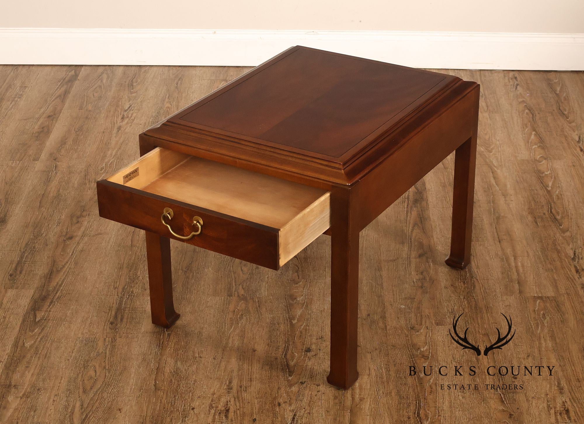 Hekman Ming Style Mahogany End Table