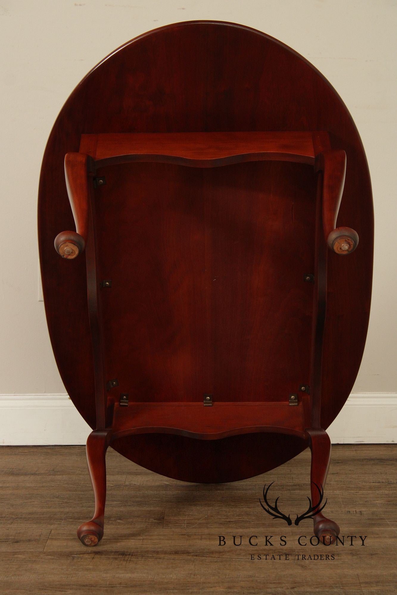 Bench Made Queen Anne Style Oval Cherry Coffee table