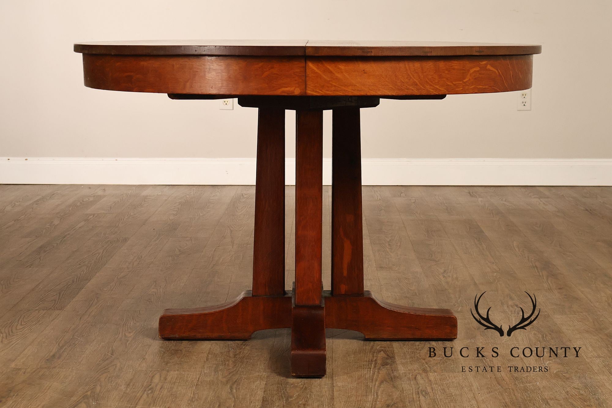 Antique L. & J.G. Stickley No. 716 Mission Oak Shoe Foot Round Dining Table