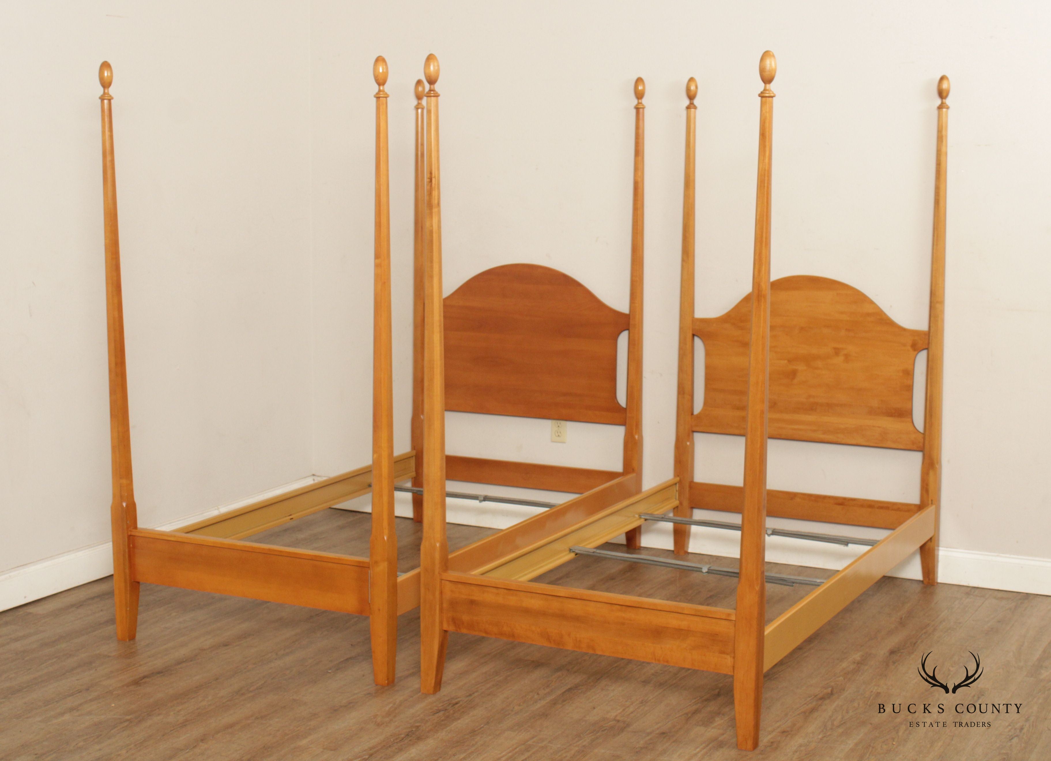 Moosehead Furniture Pair of Maple Twin Poster Beds