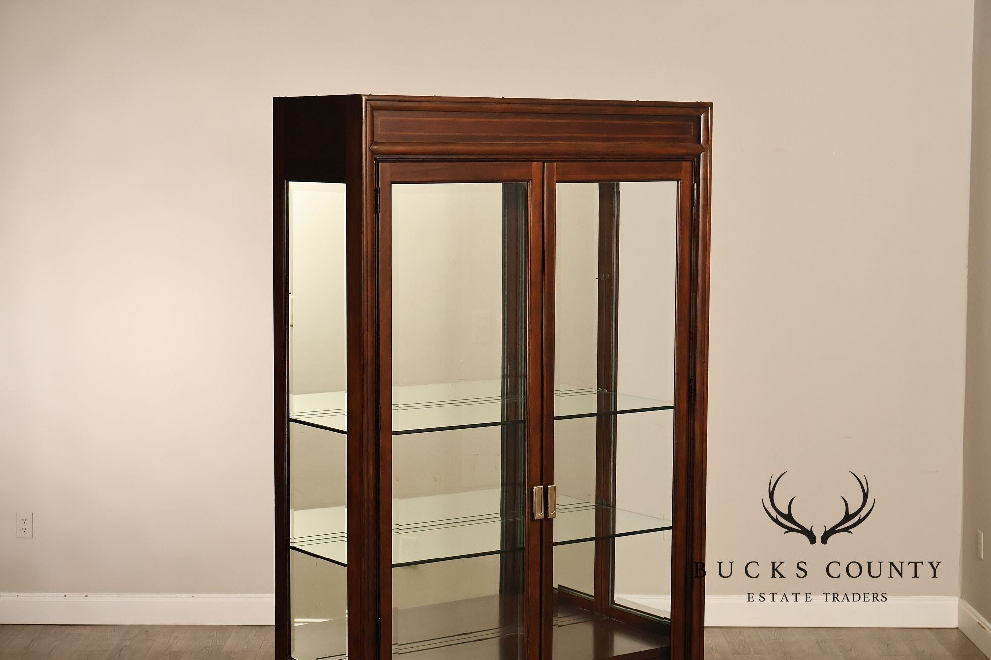 Thomasville Contemporary Display Cabinet