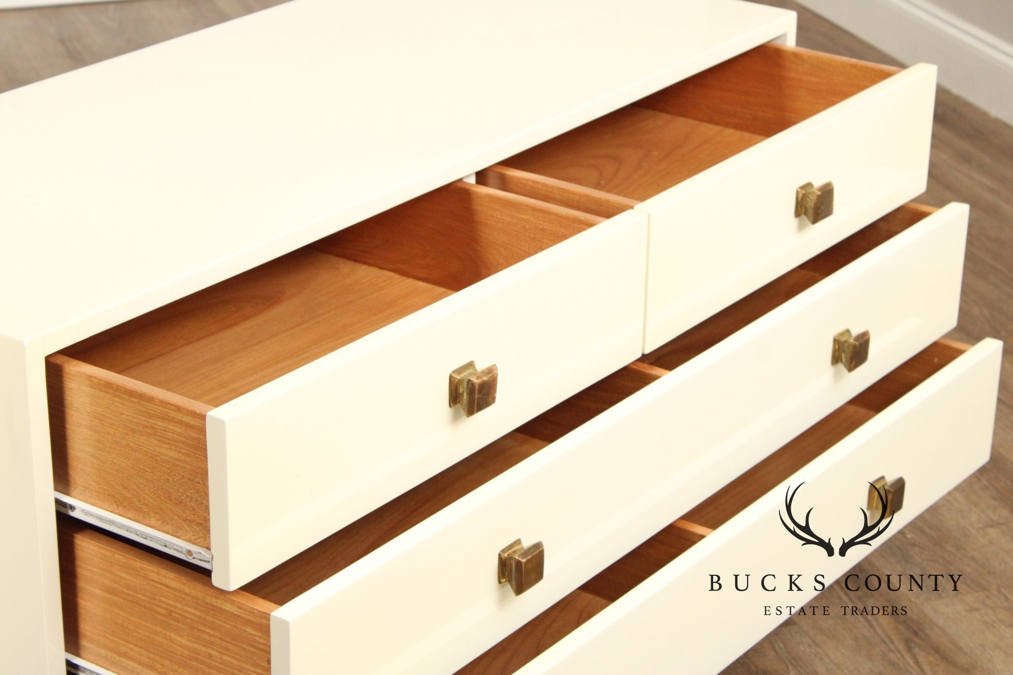 Enrique Garcel Modernist Lacquer Dresser